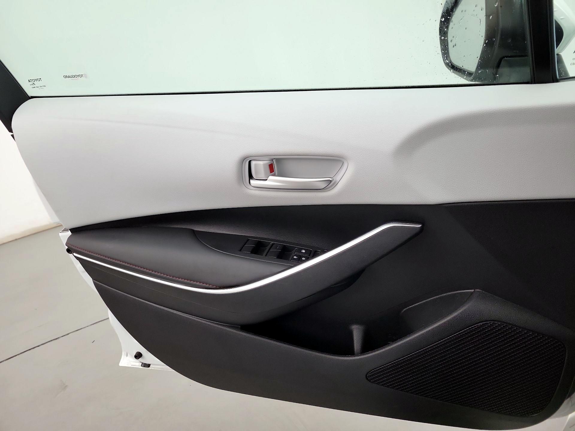 Thumbnail: 2024 Toyota Corolla - 12