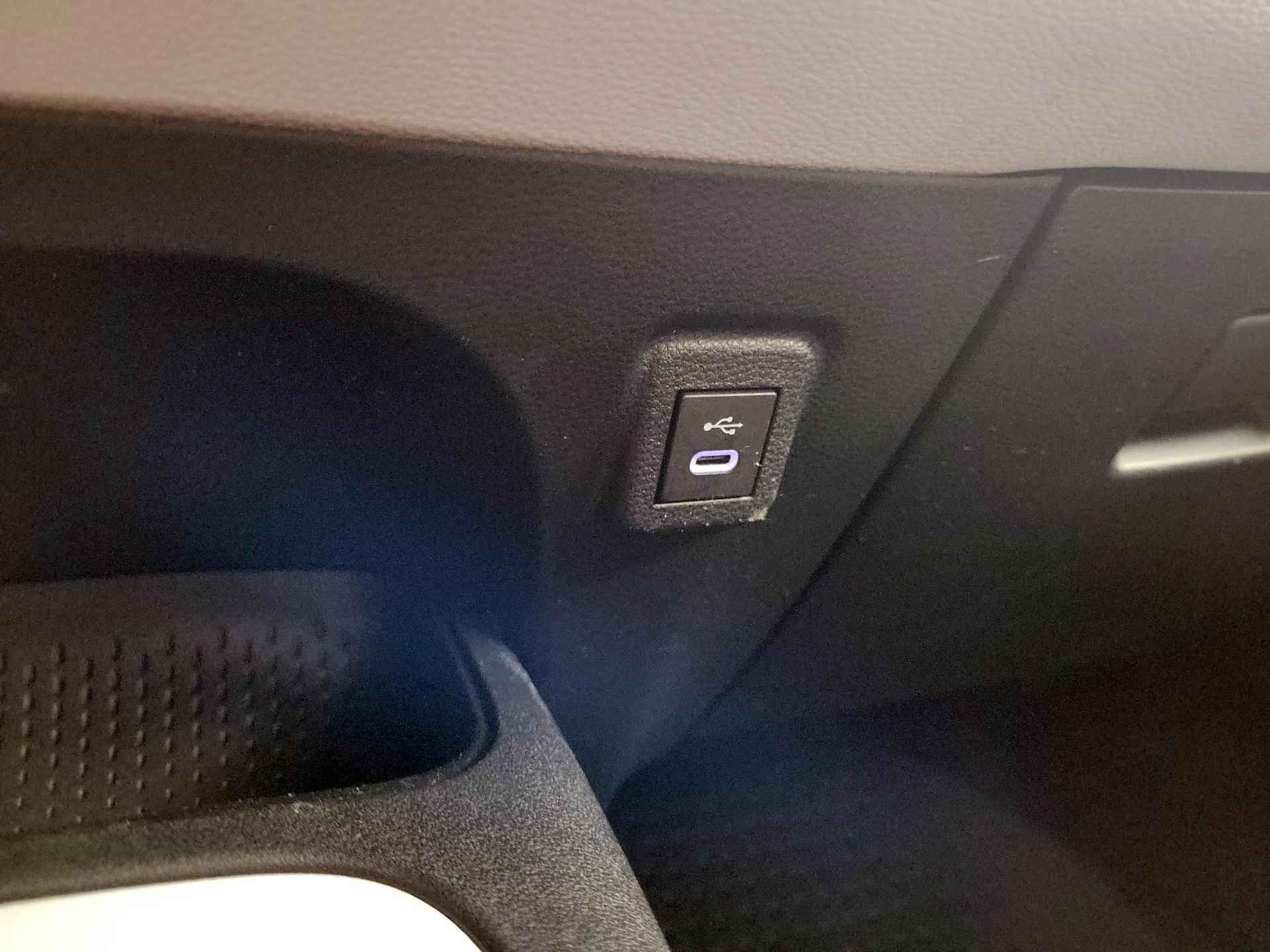 Thumbnail: 2024 Toyota Corolla - 18