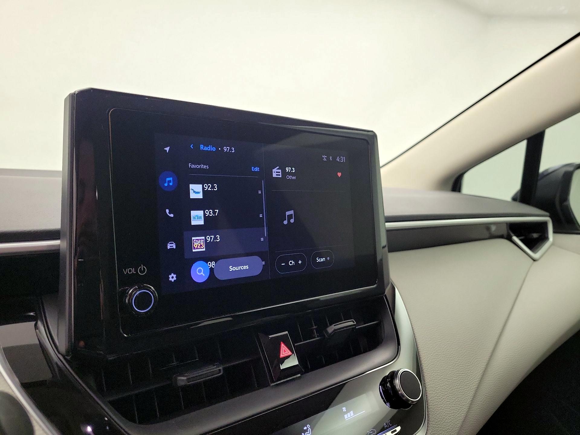 Thumbnail: 2025 Toyota Corolla - 15