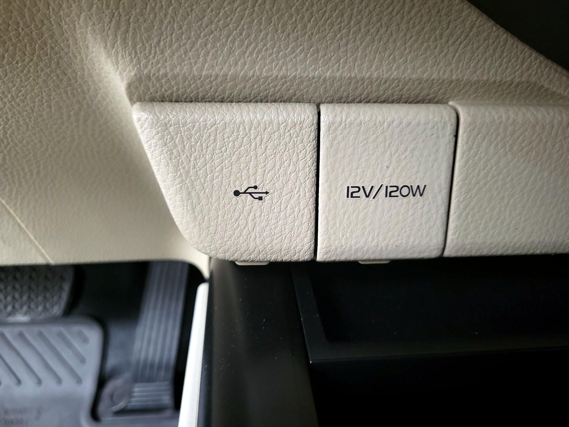 Thumbnail: 2020 Toyota Camry - 19