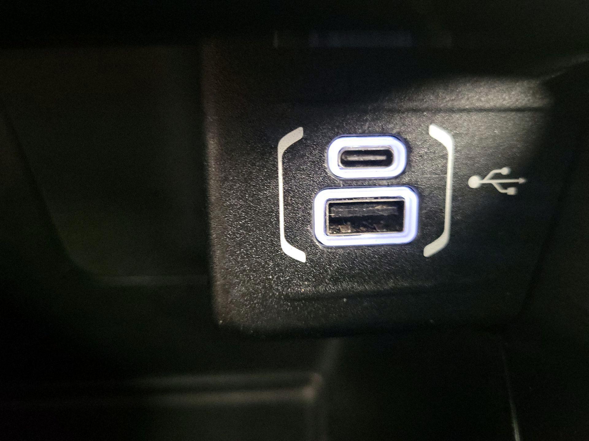 Thumbnail: 2024 Jeep Compass - 17