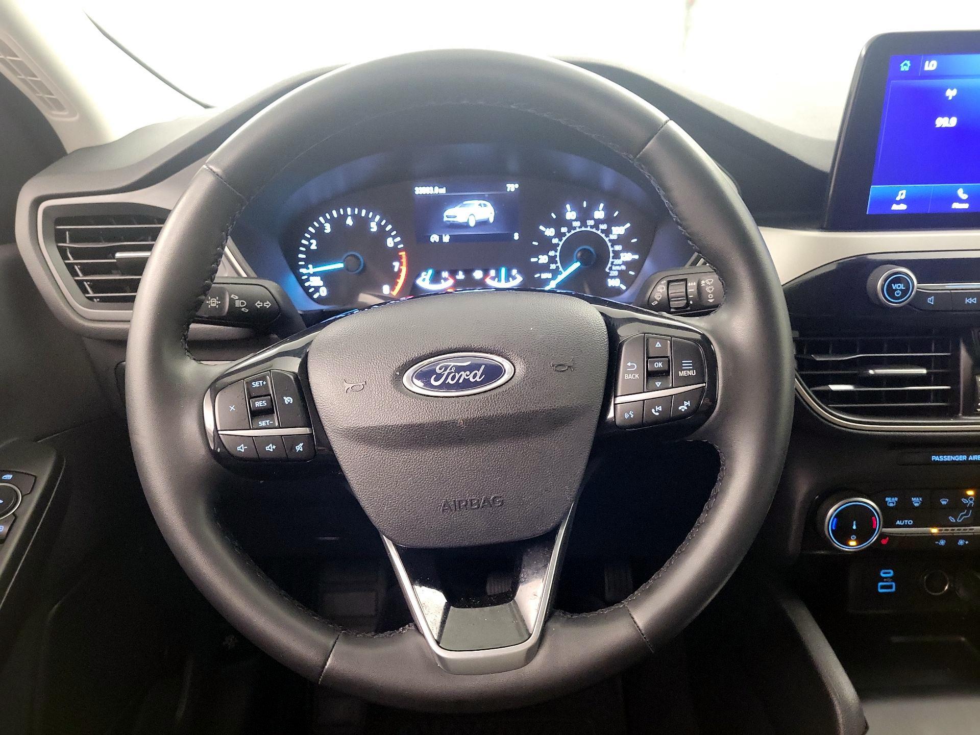 Thumbnail: 2022 Ford Escape - 10