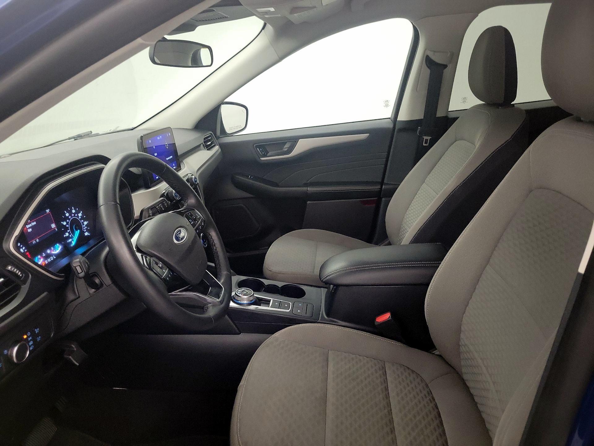 Thumbnail: 2022 Ford Escape - 11