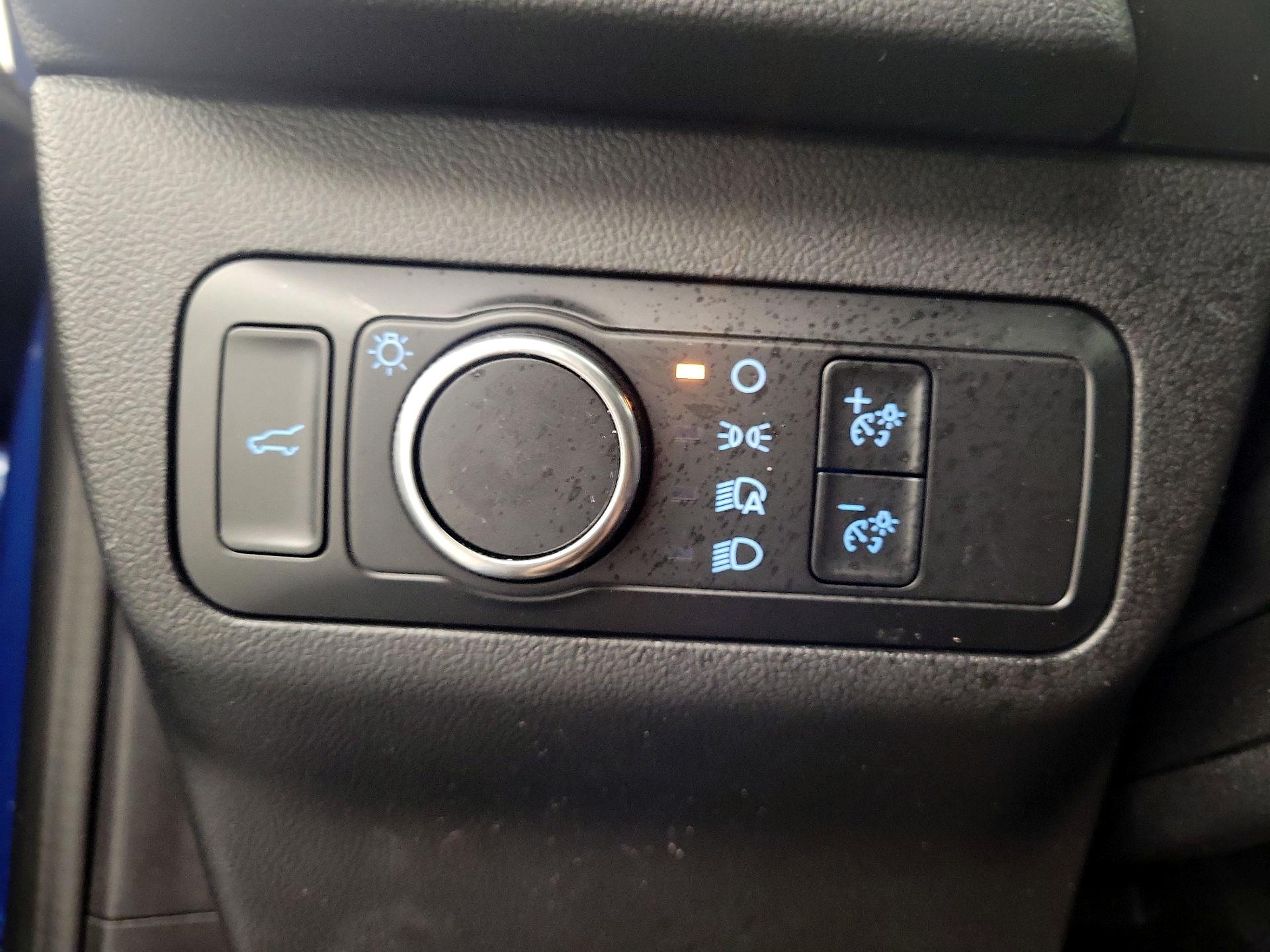 Thumbnail: 2022 Ford Escape - 13