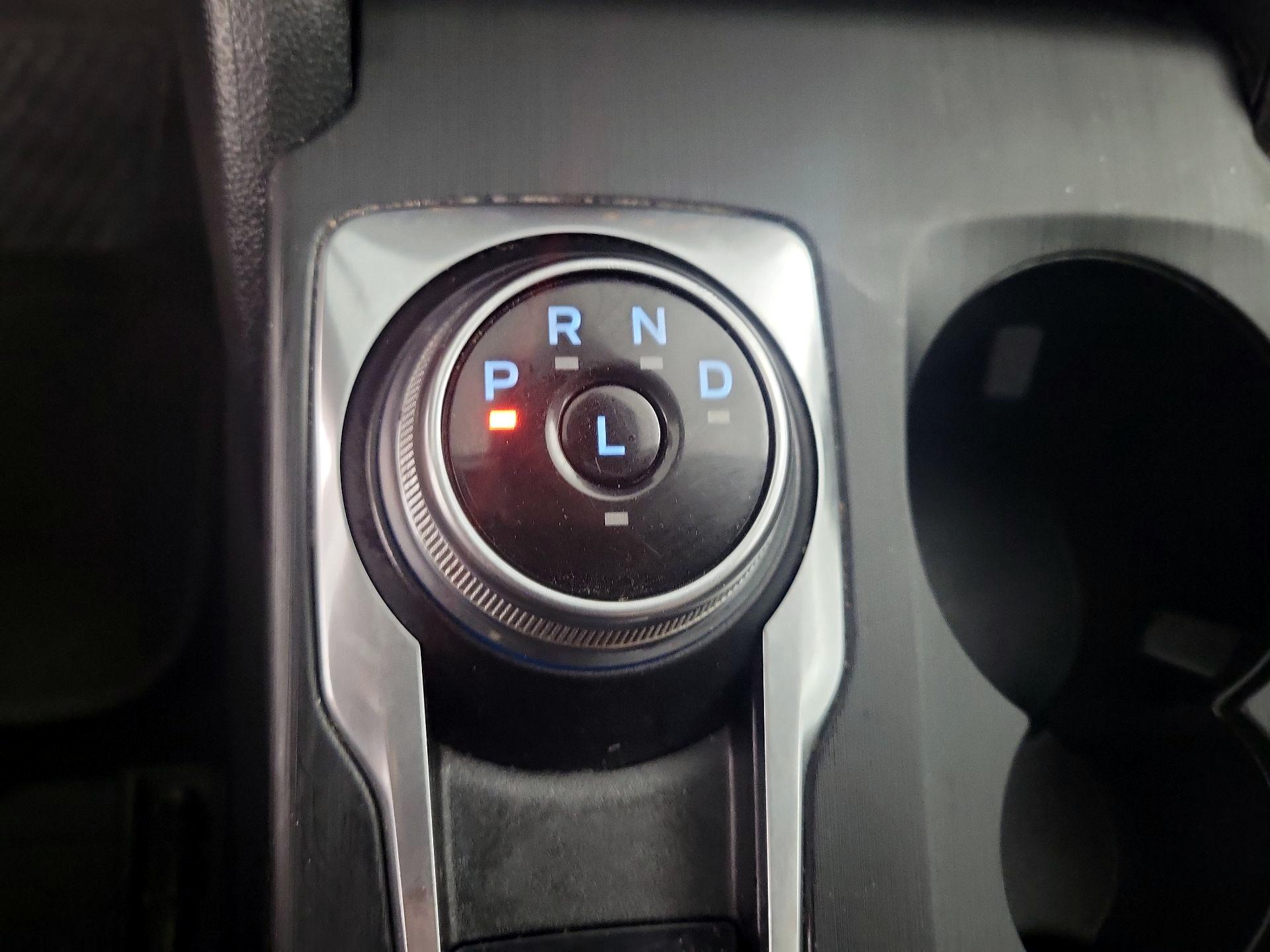 Thumbnail: 2022 Ford Escape - 17