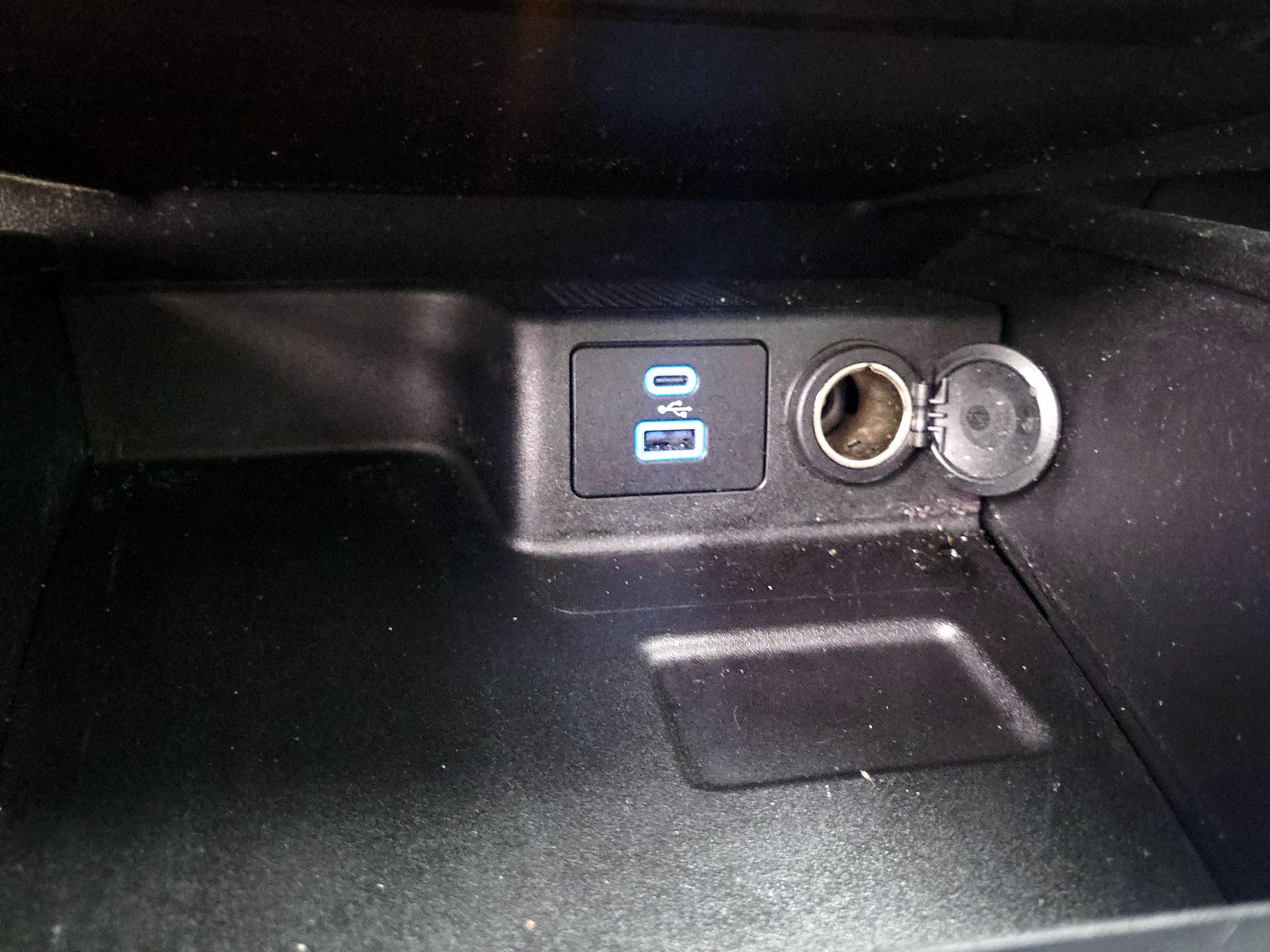 Thumbnail: 2022 Ford Escape - 18