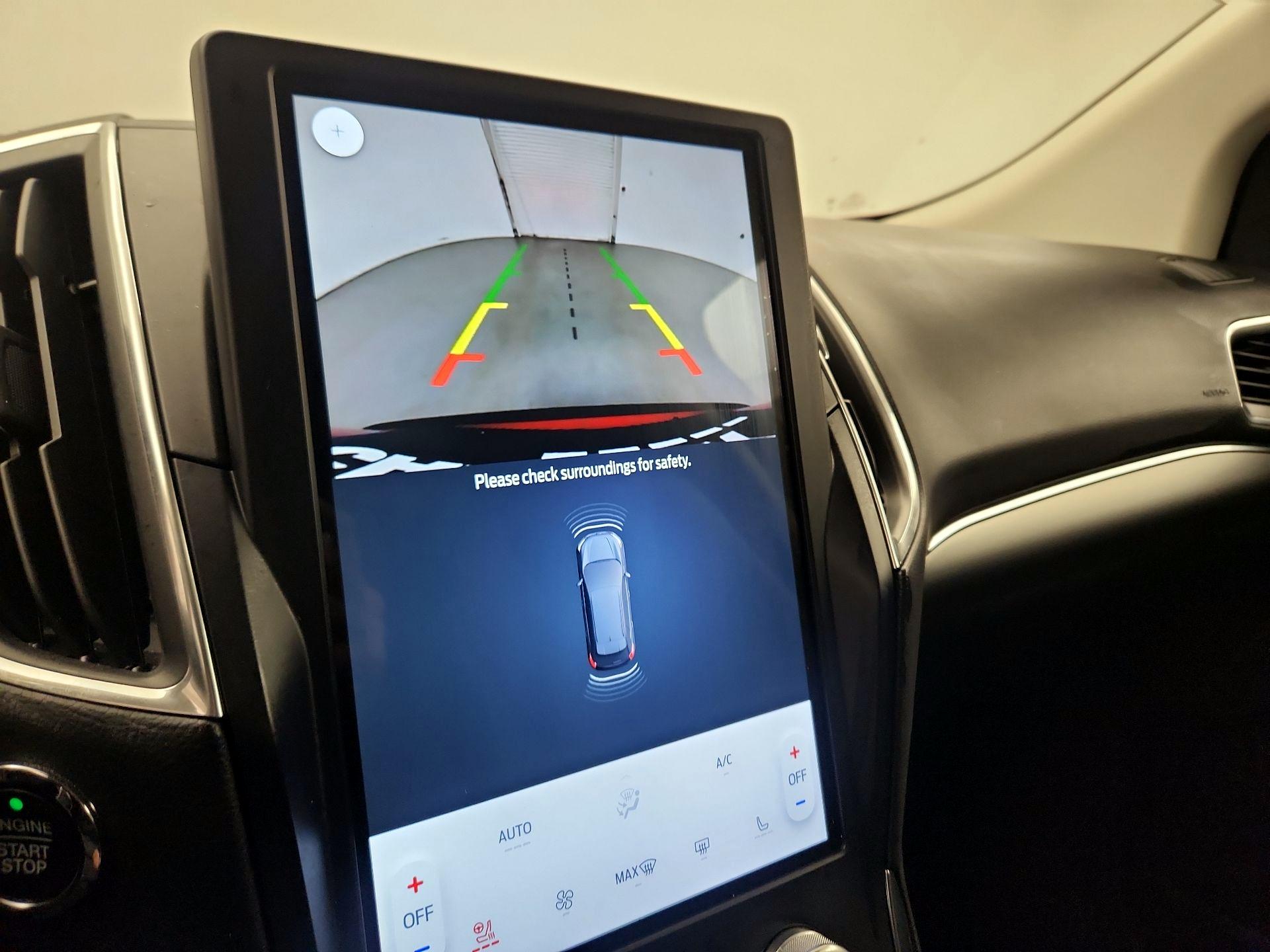 Thumbnail: 2023 Ford Edge - 14