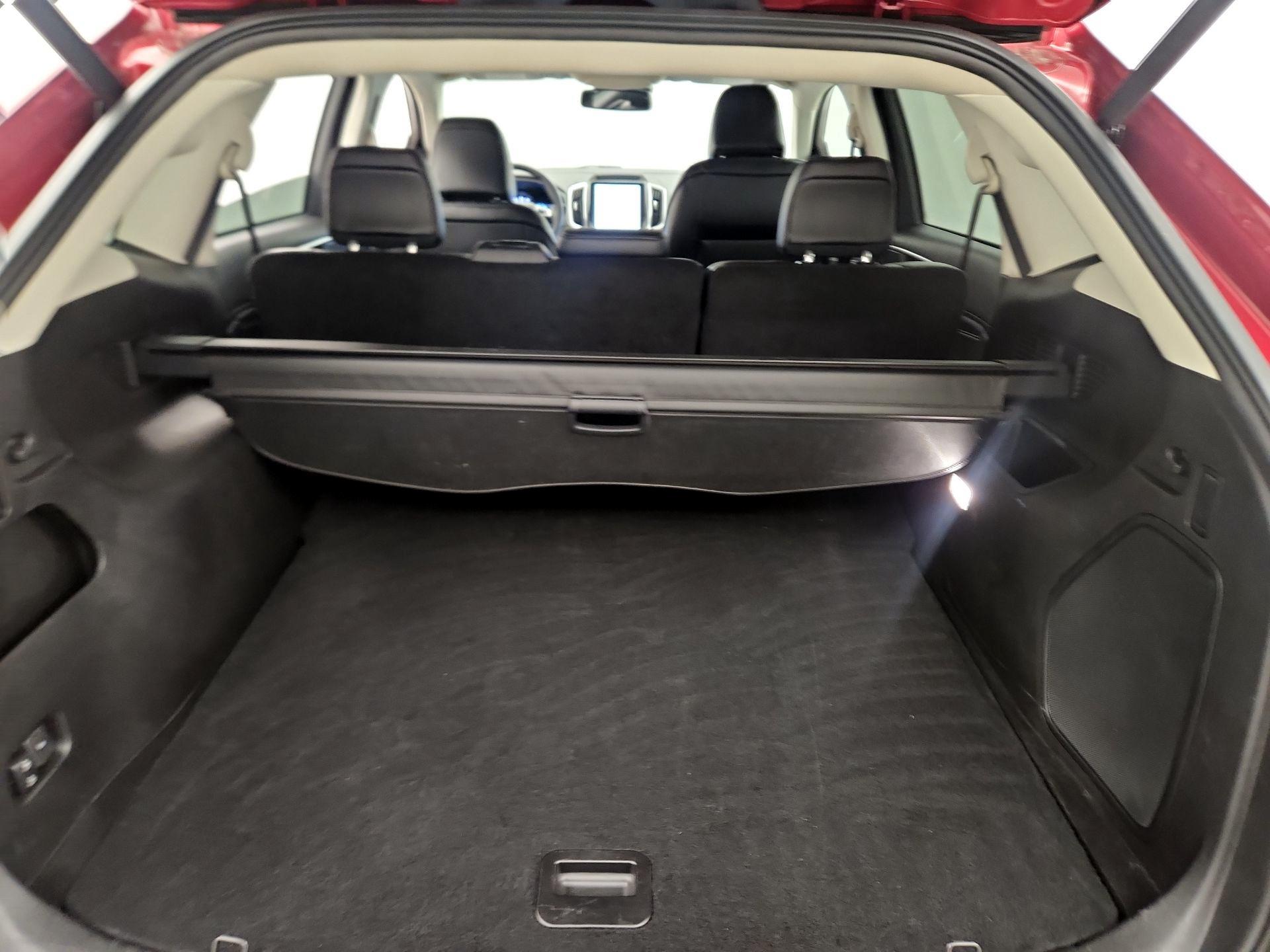 Thumbnail: 2023 Ford Edge - 20