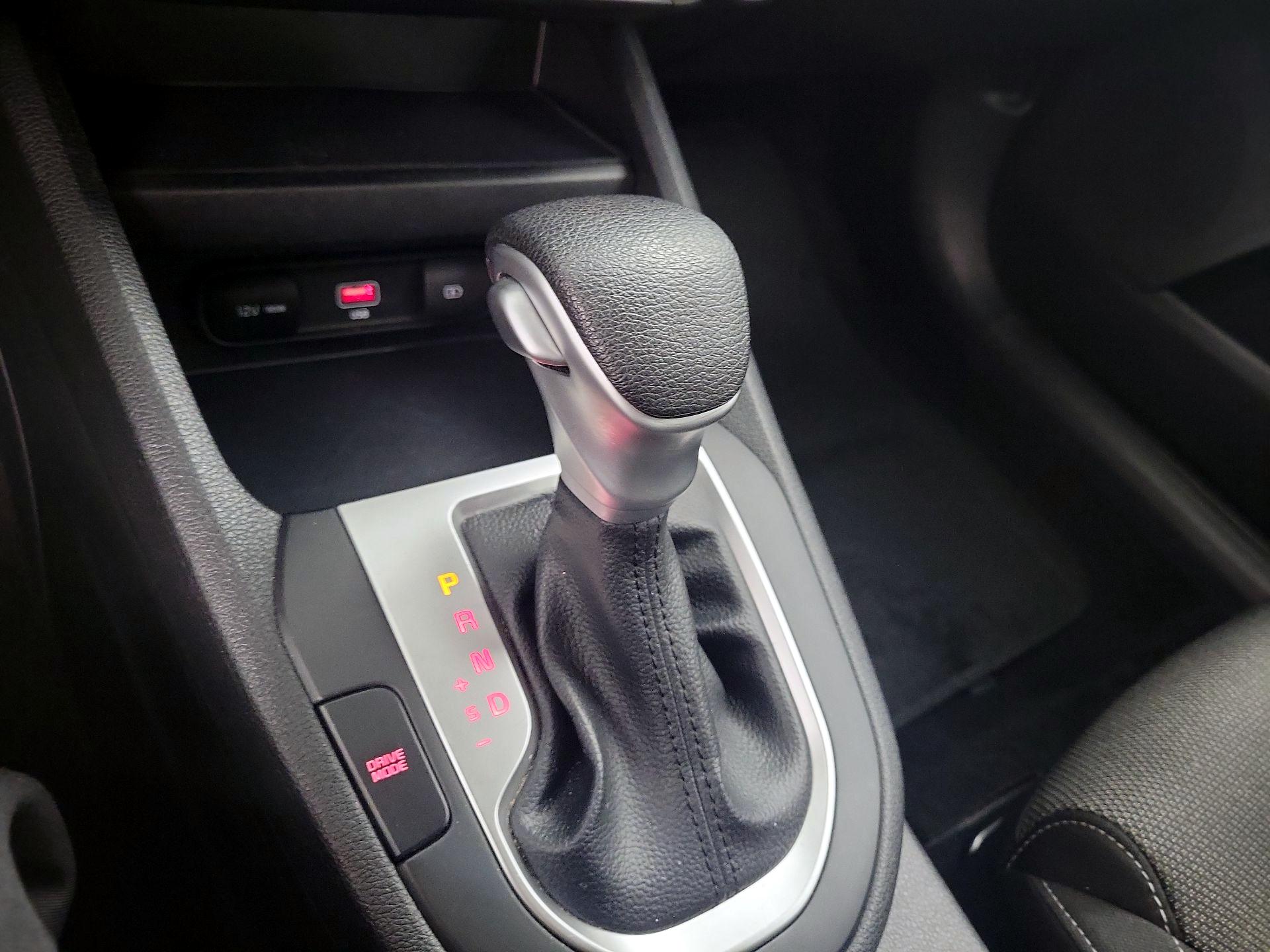 Thumbnail: 2024 Kia Forte - 17