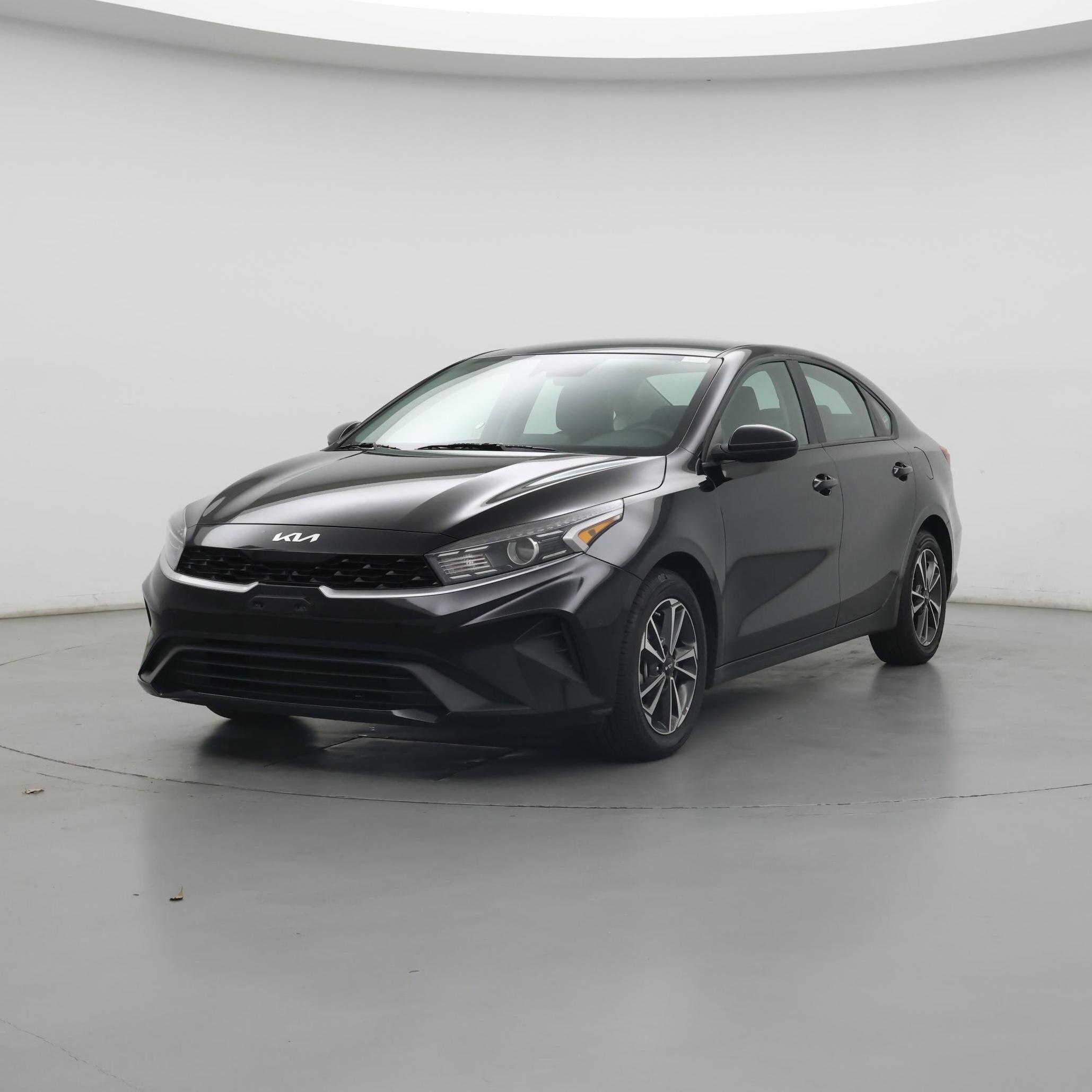 Thumbnail: 2024 Kia Forte - 4