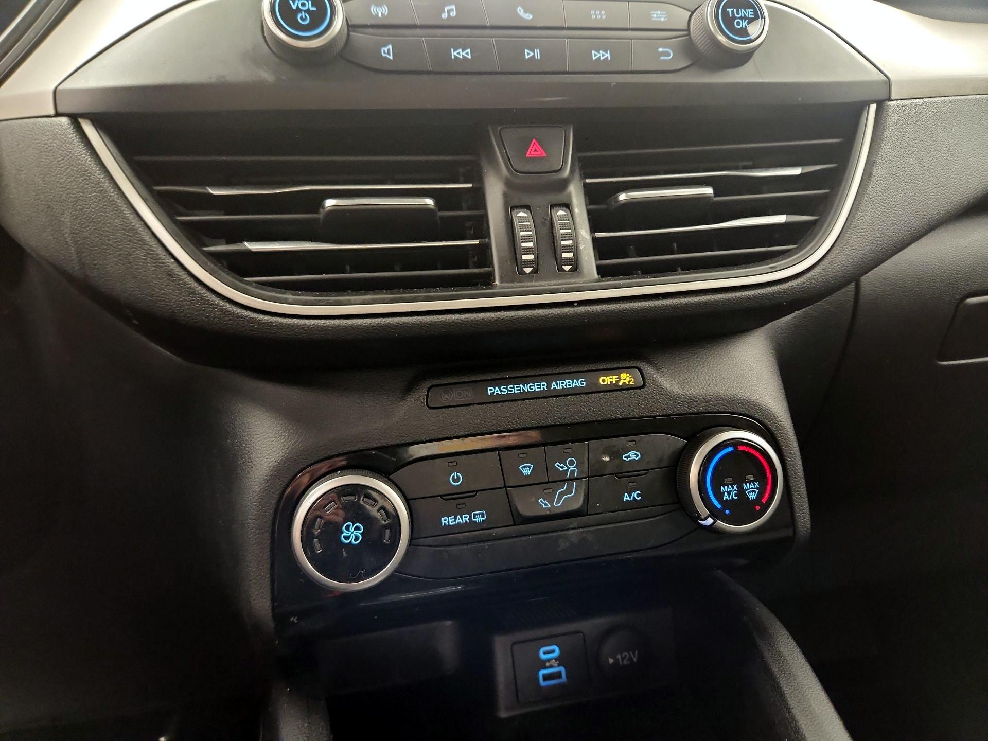 Thumbnail: 2022 Ford Escape - 15