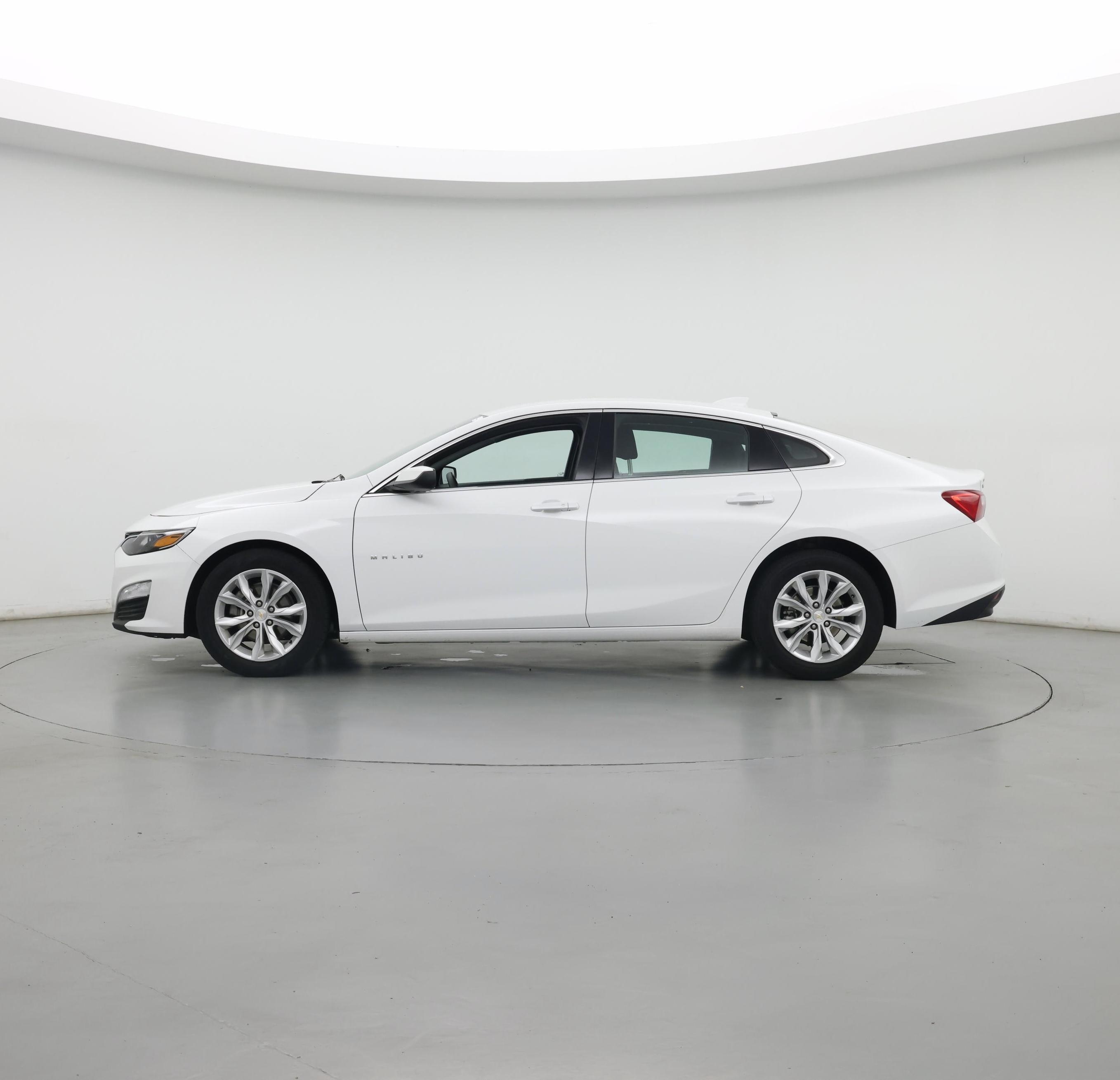 Thumbnail: 2024 Chevrolet Malibu - 3