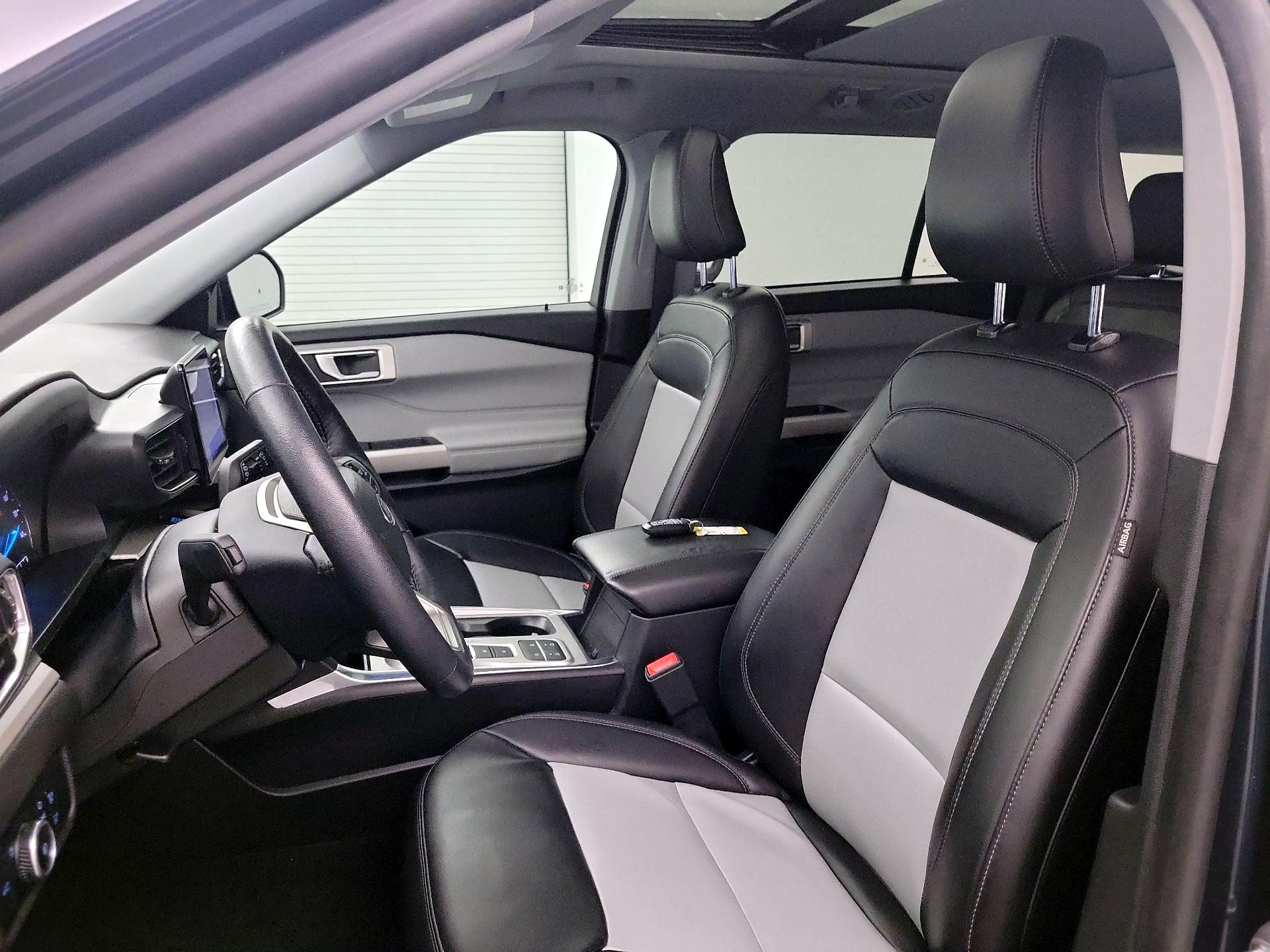 Thumbnail: 2023 Ford Explorer - 11