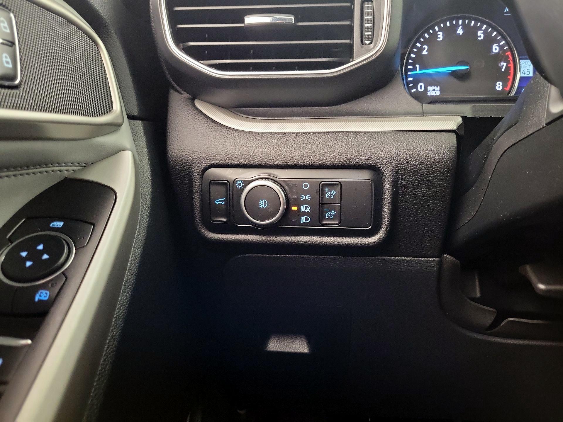 Thumbnail: 2023 Ford Explorer - 13