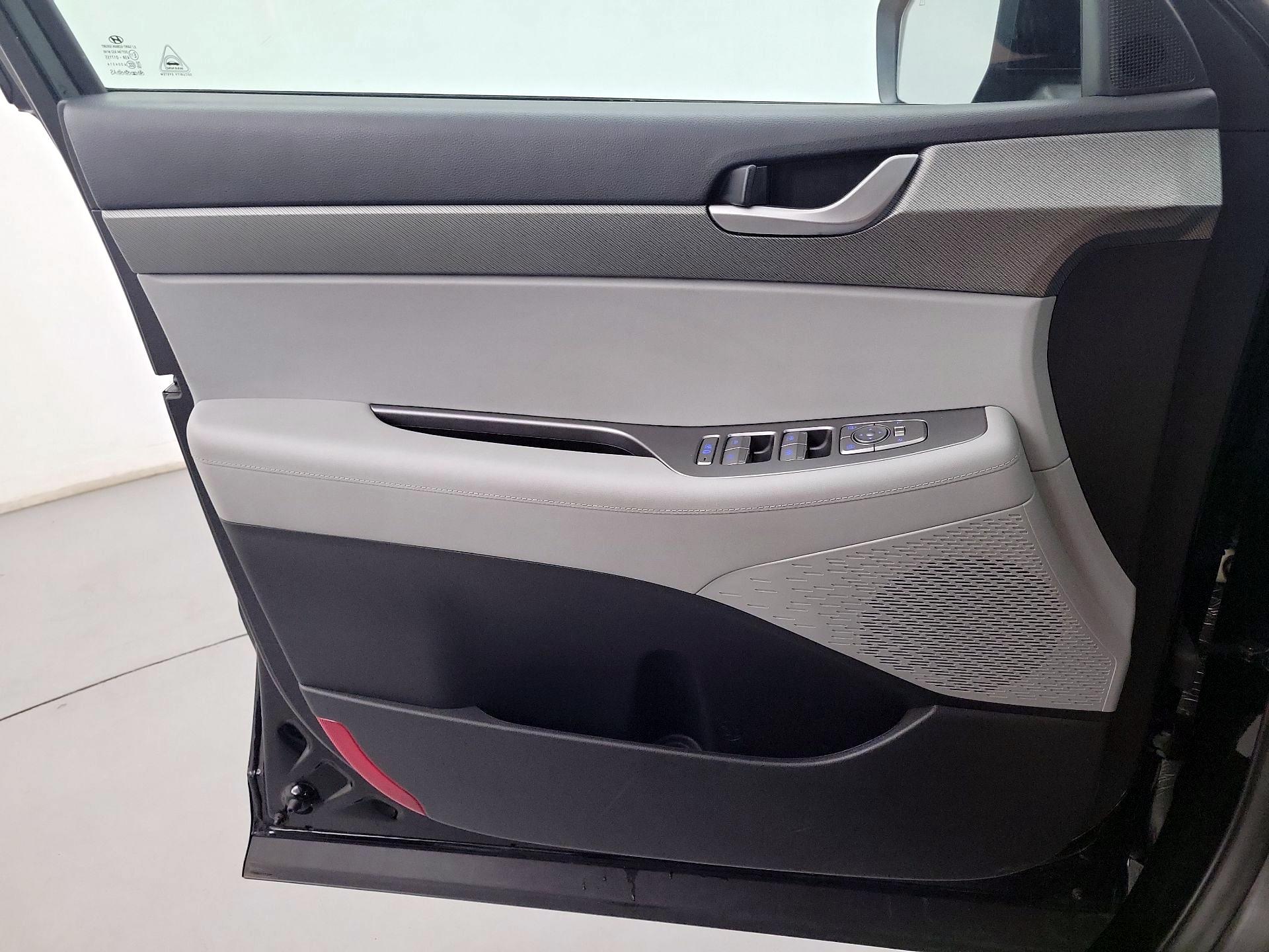 Thumbnail: 2025 Hyundai Palisade - 12