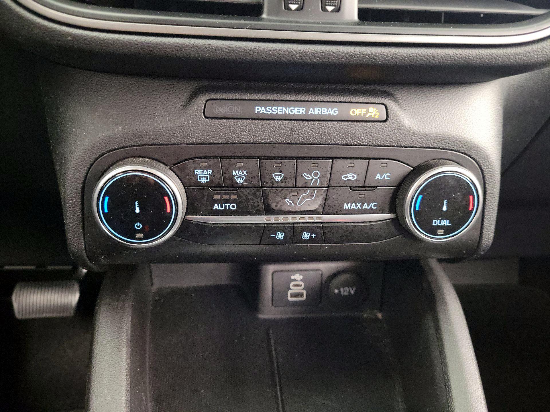 Thumbnail: 2024 Ford Escape - 16