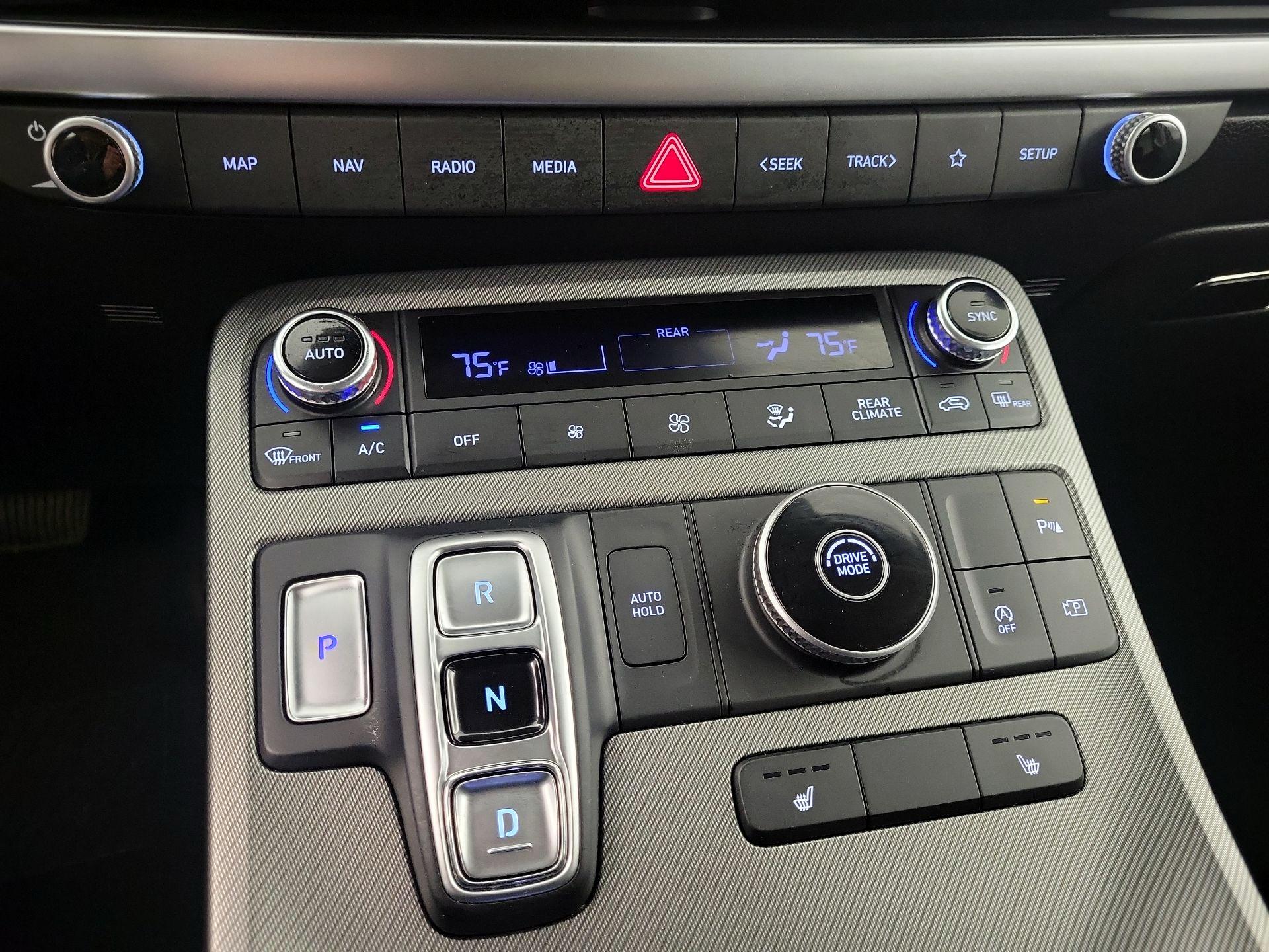 Thumbnail: 2025 Hyundai Palisade - 16