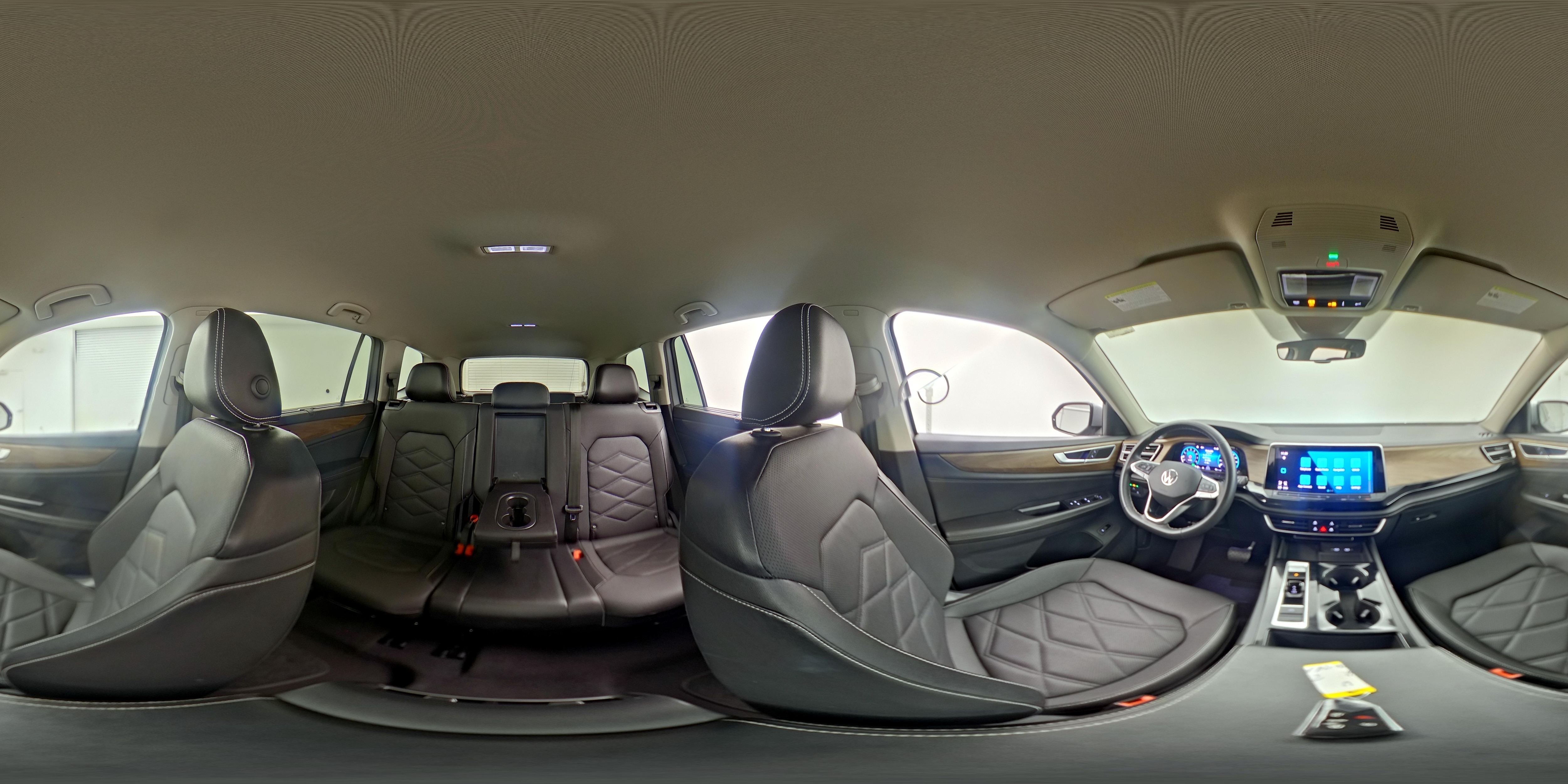 2024 Volkswagen Atlas SE w/Tech - Photo 26