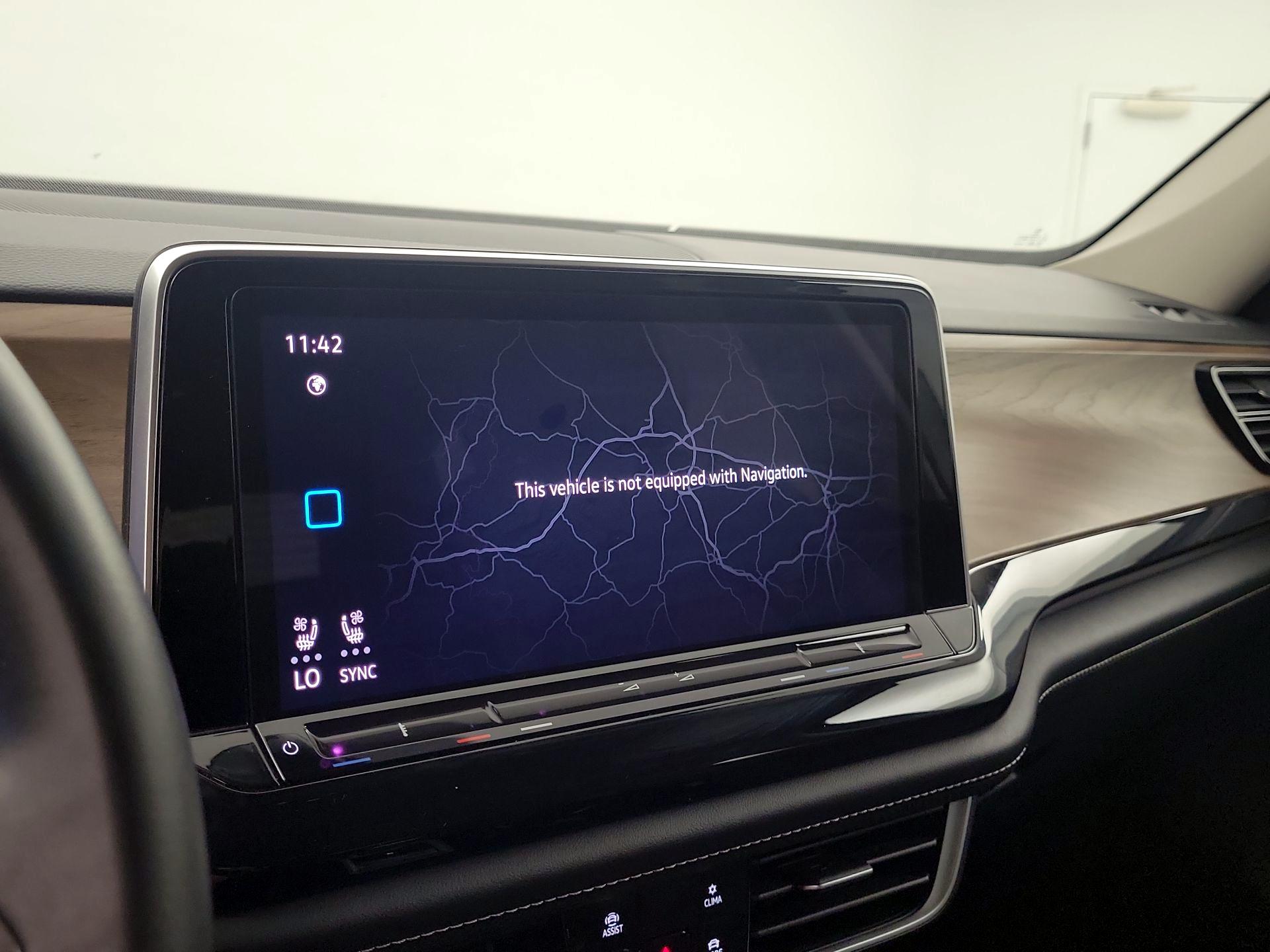 Thumbnail: 2024 Volkswagen Atlas - 14