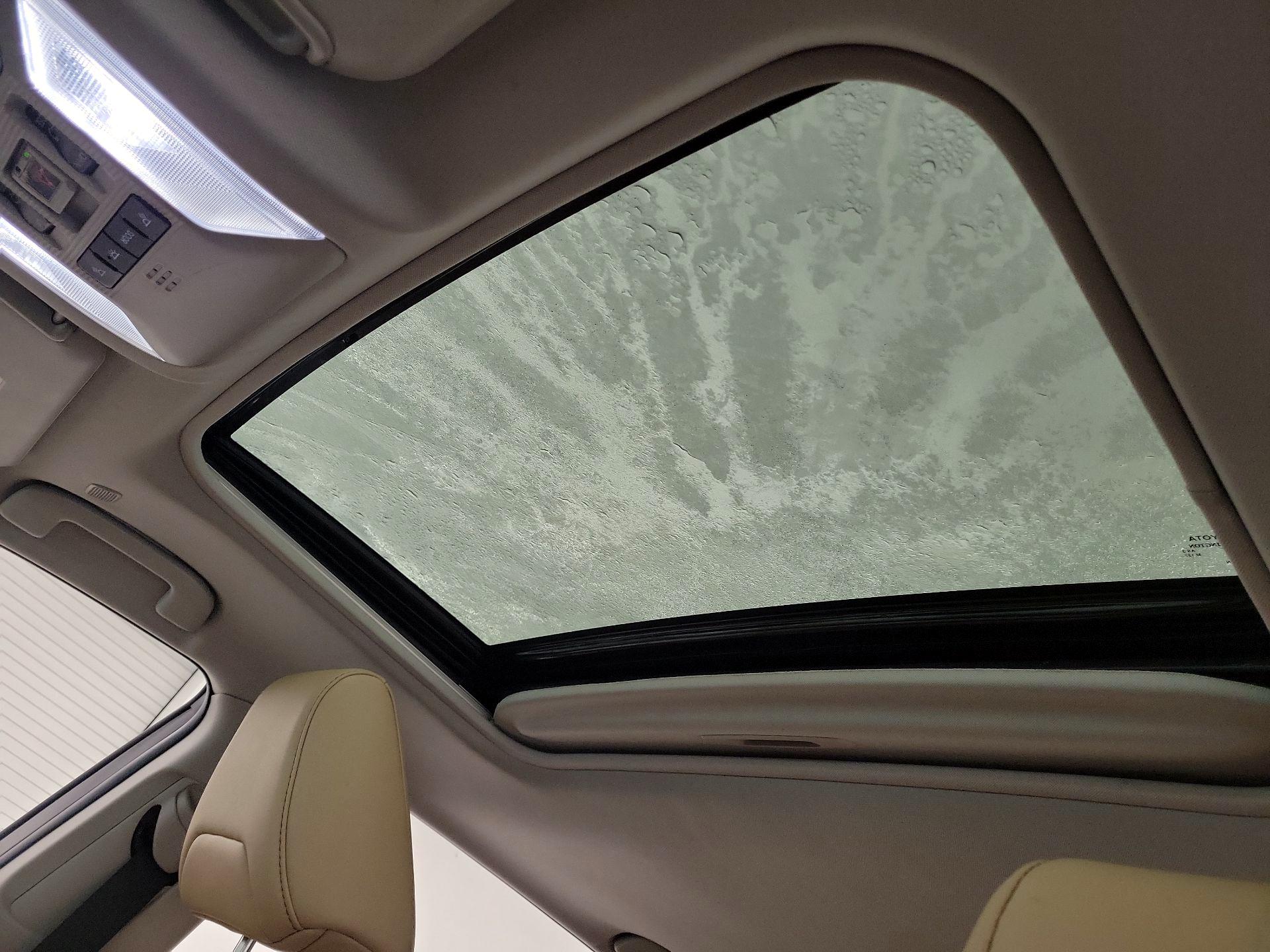 Thumbnail: 2024 Toyota RAV4 - 19