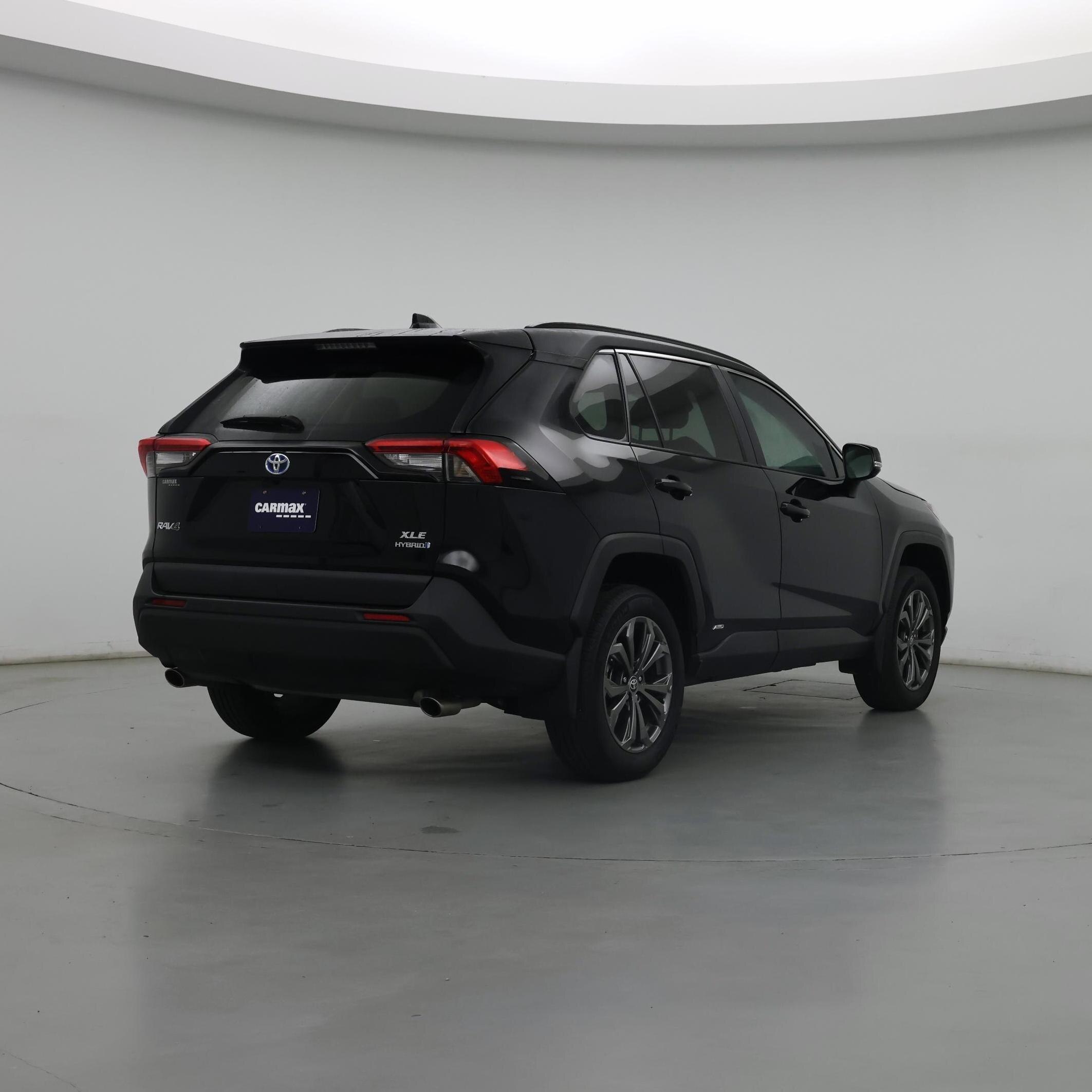 Thumbnail: 2024 Toyota RAV4 - 8