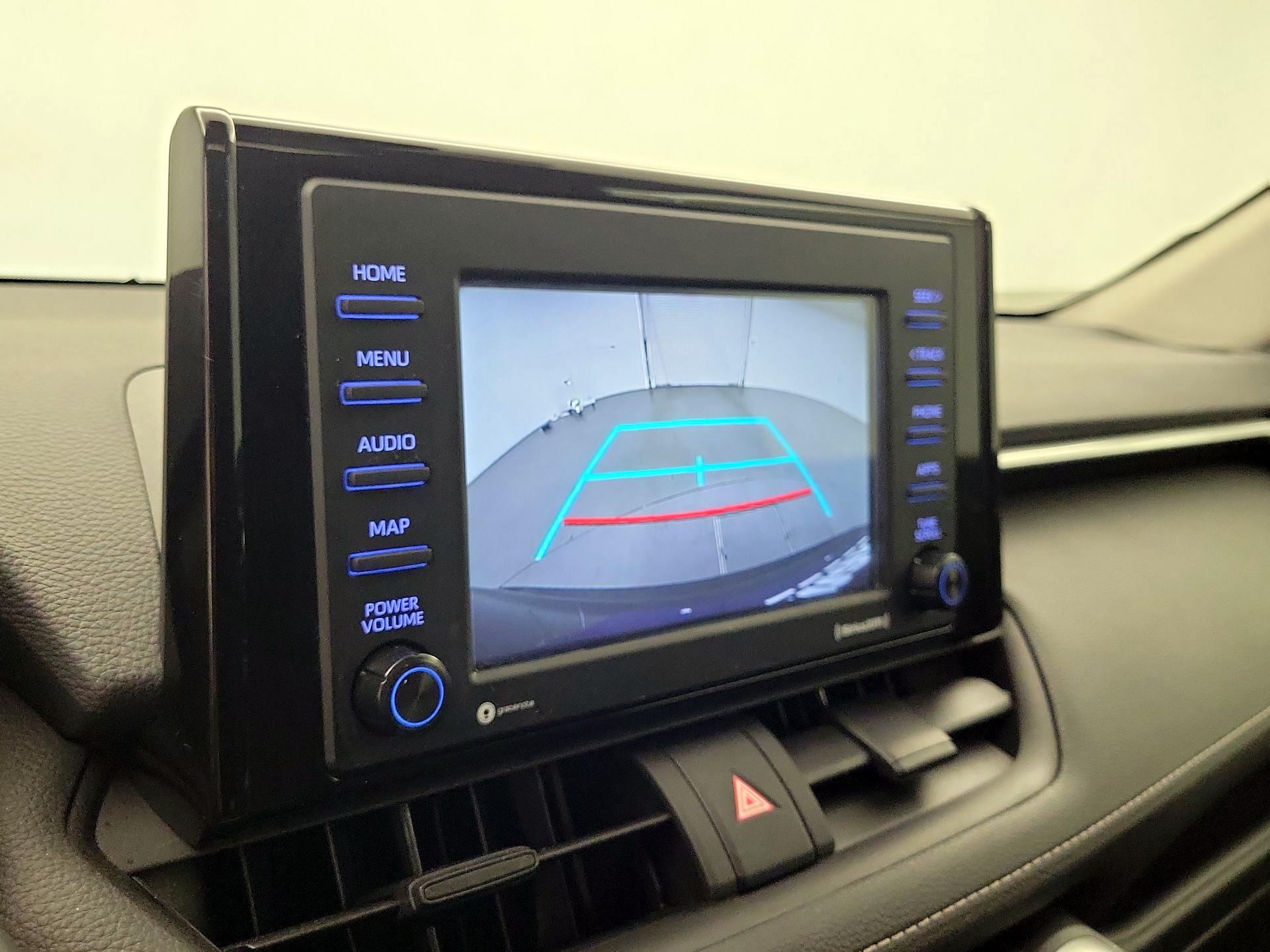 Thumbnail: 2022 Toyota RAV4 - 14