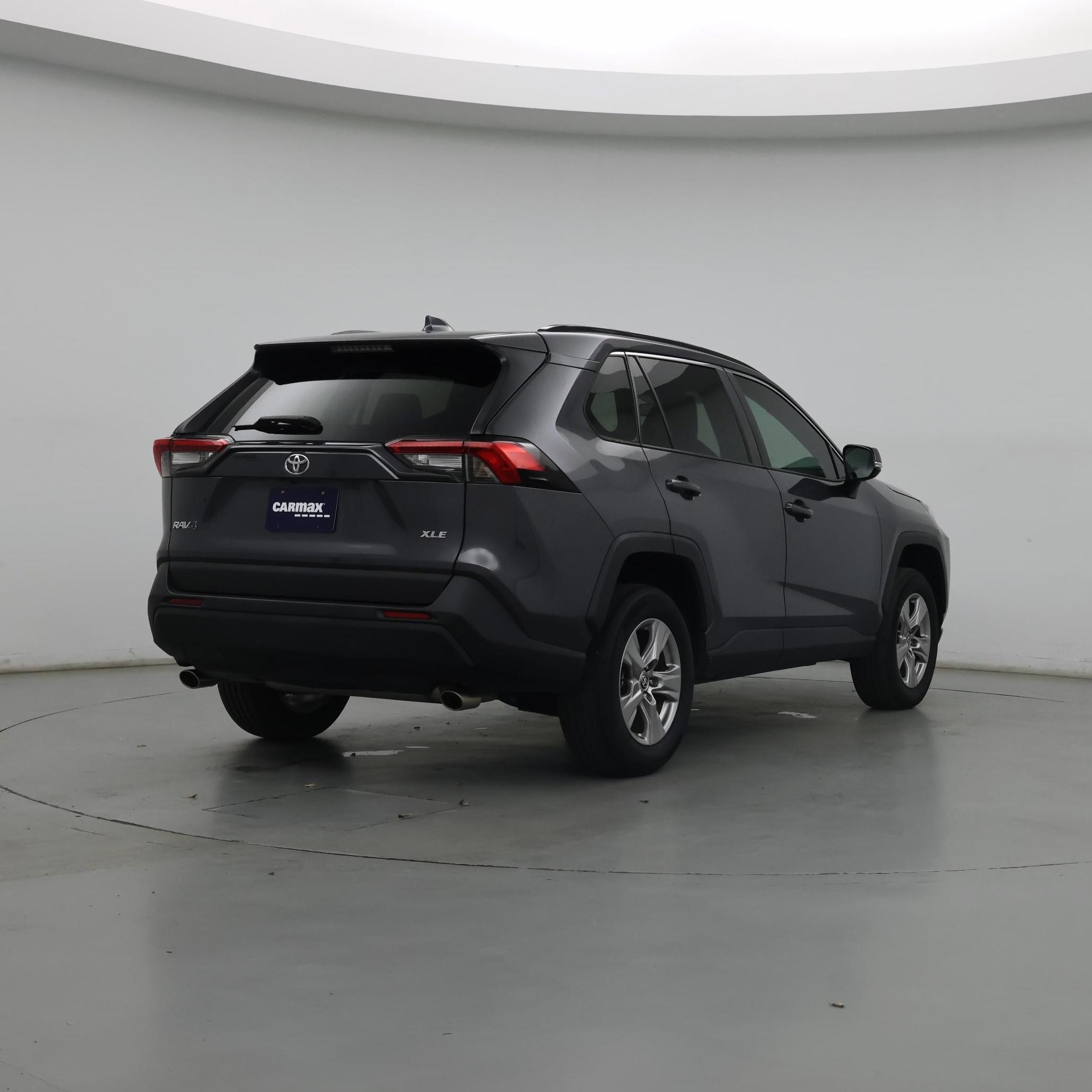 Thumbnail: 2022 Toyota RAV4 - 8