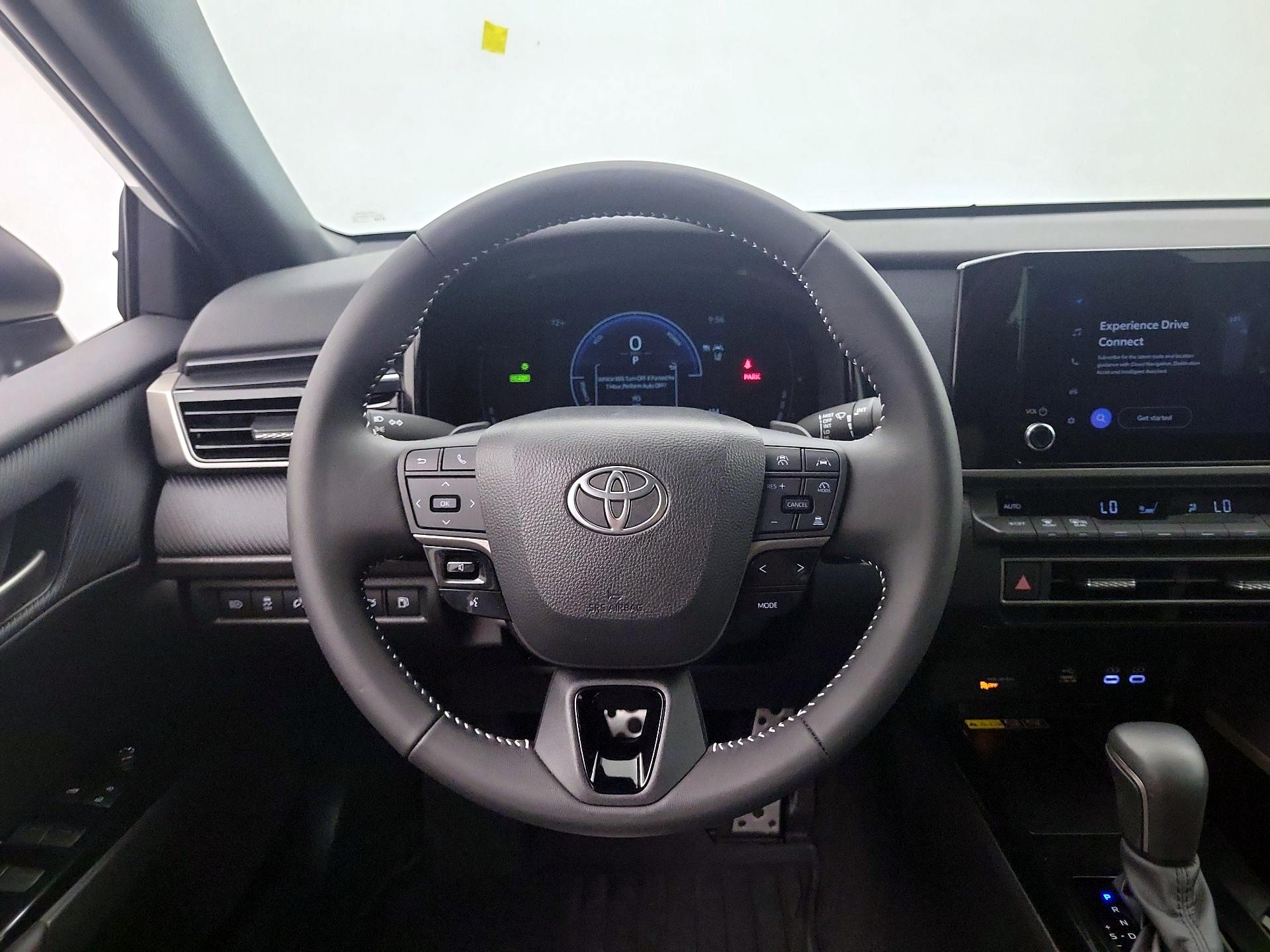 Thumbnail: 2025 Toyota Camry - 10