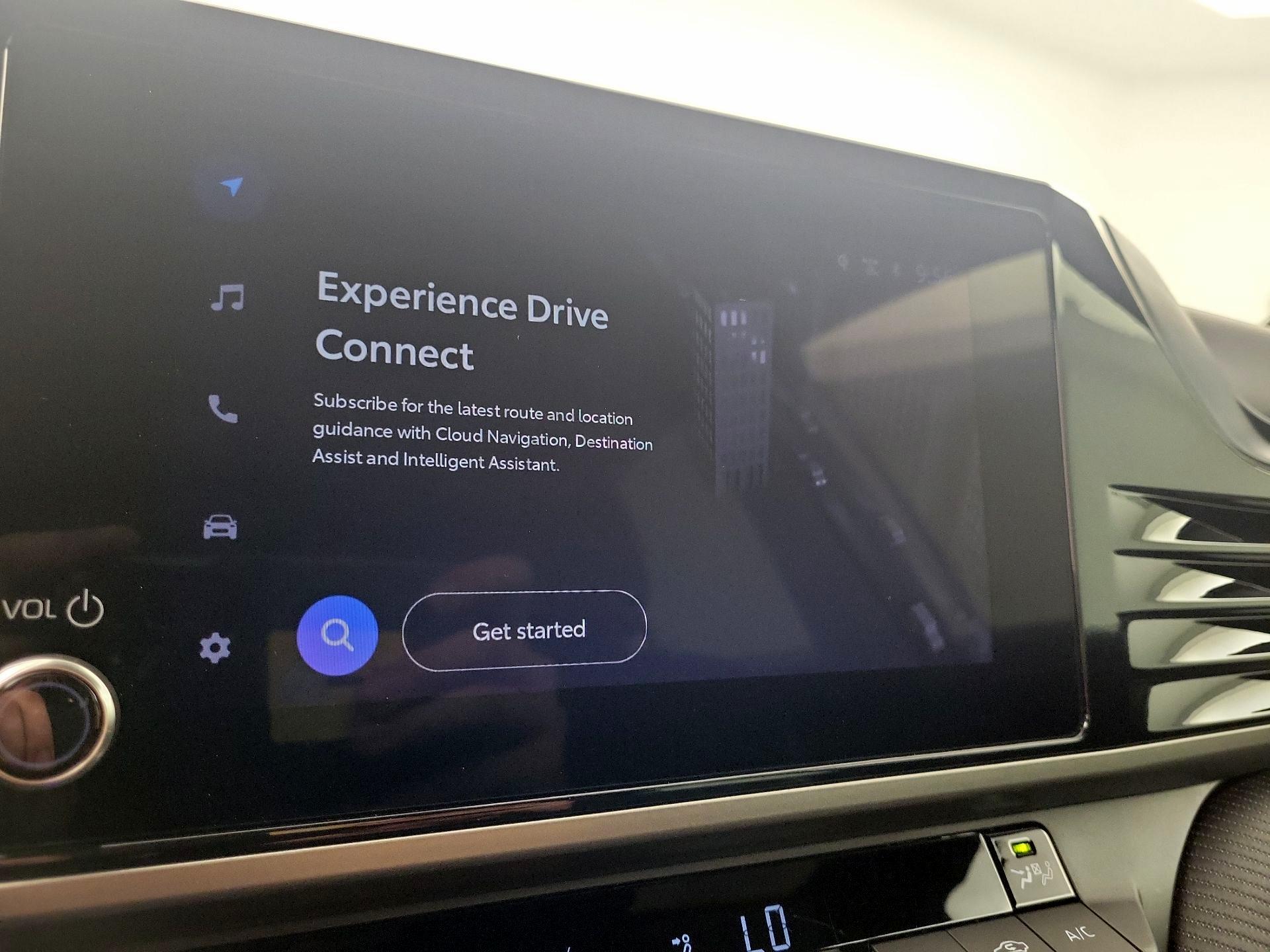 Thumbnail: 2025 Toyota Camry - 14