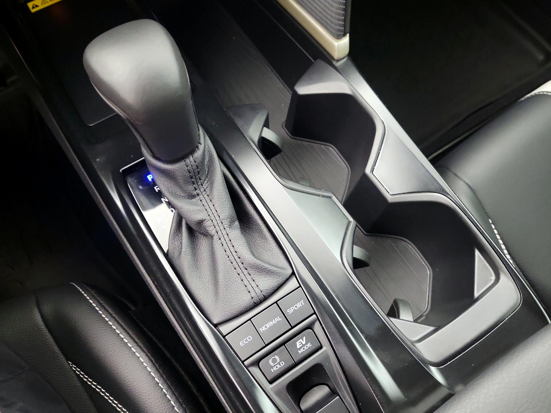 Thumbnail: 2025 Toyota Camry - 18