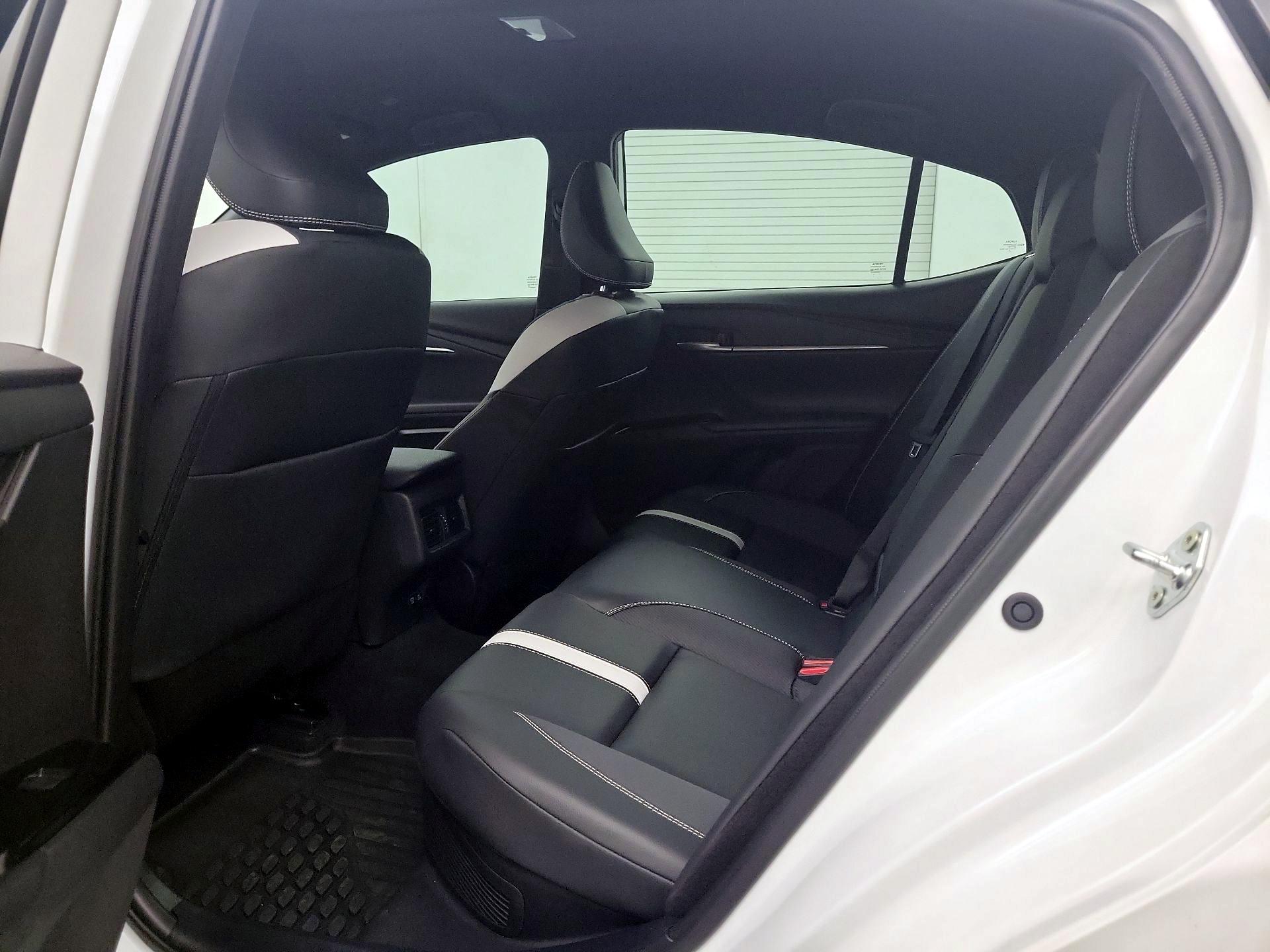 Thumbnail: 2025 Toyota Camry - 20