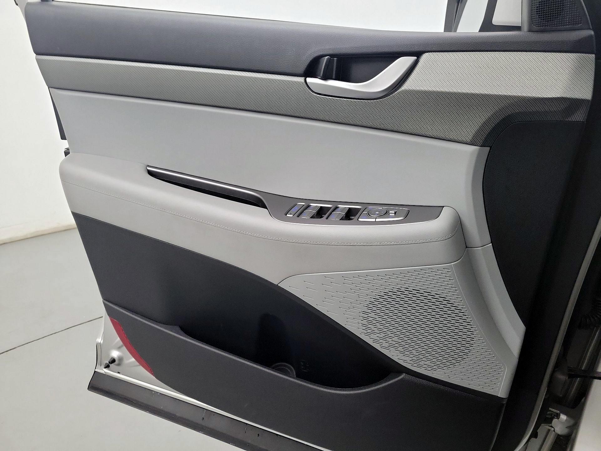 Thumbnail: 2025 Hyundai Palisade - 12