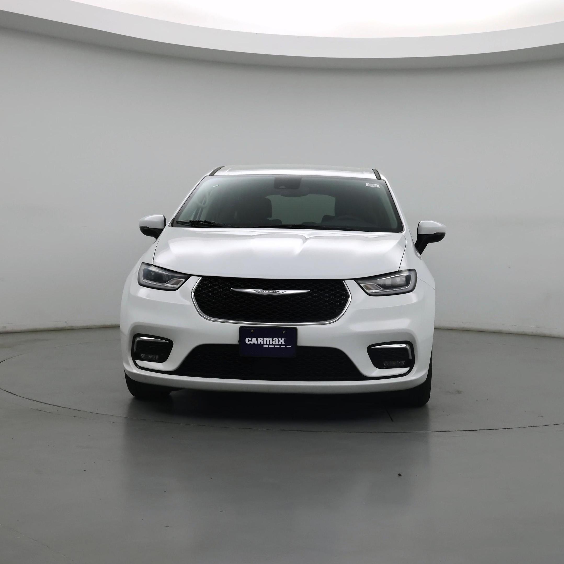 Thumbnail: 2023 Chrysler Pacifica - 5