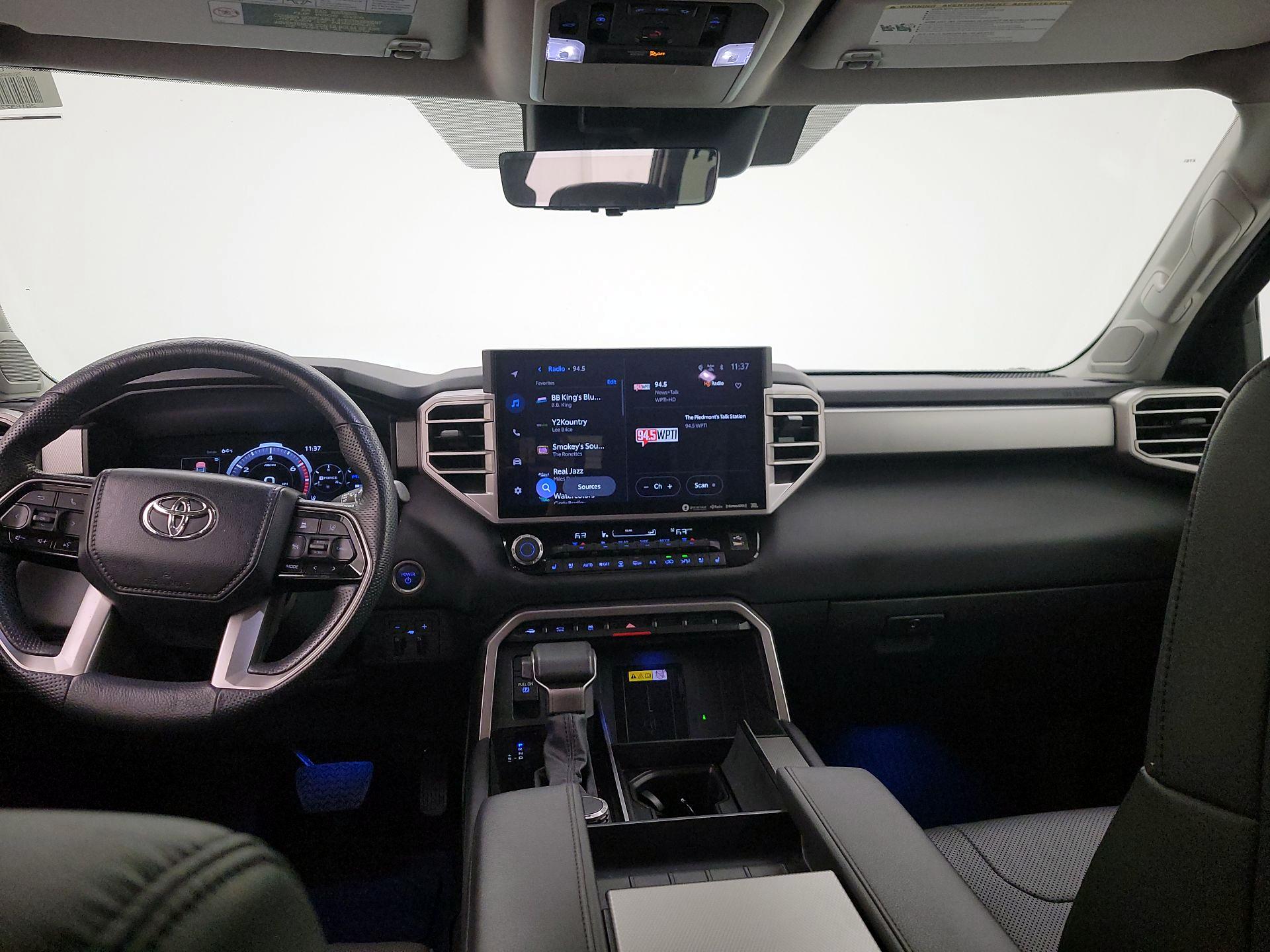 Thumbnail: 2024 Toyota Sequoia - 9