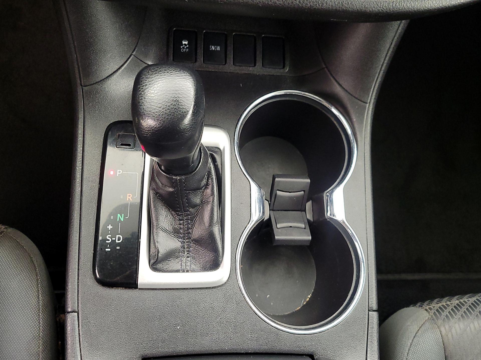 Thumbnail: 2018 Toyota Highlander - 18