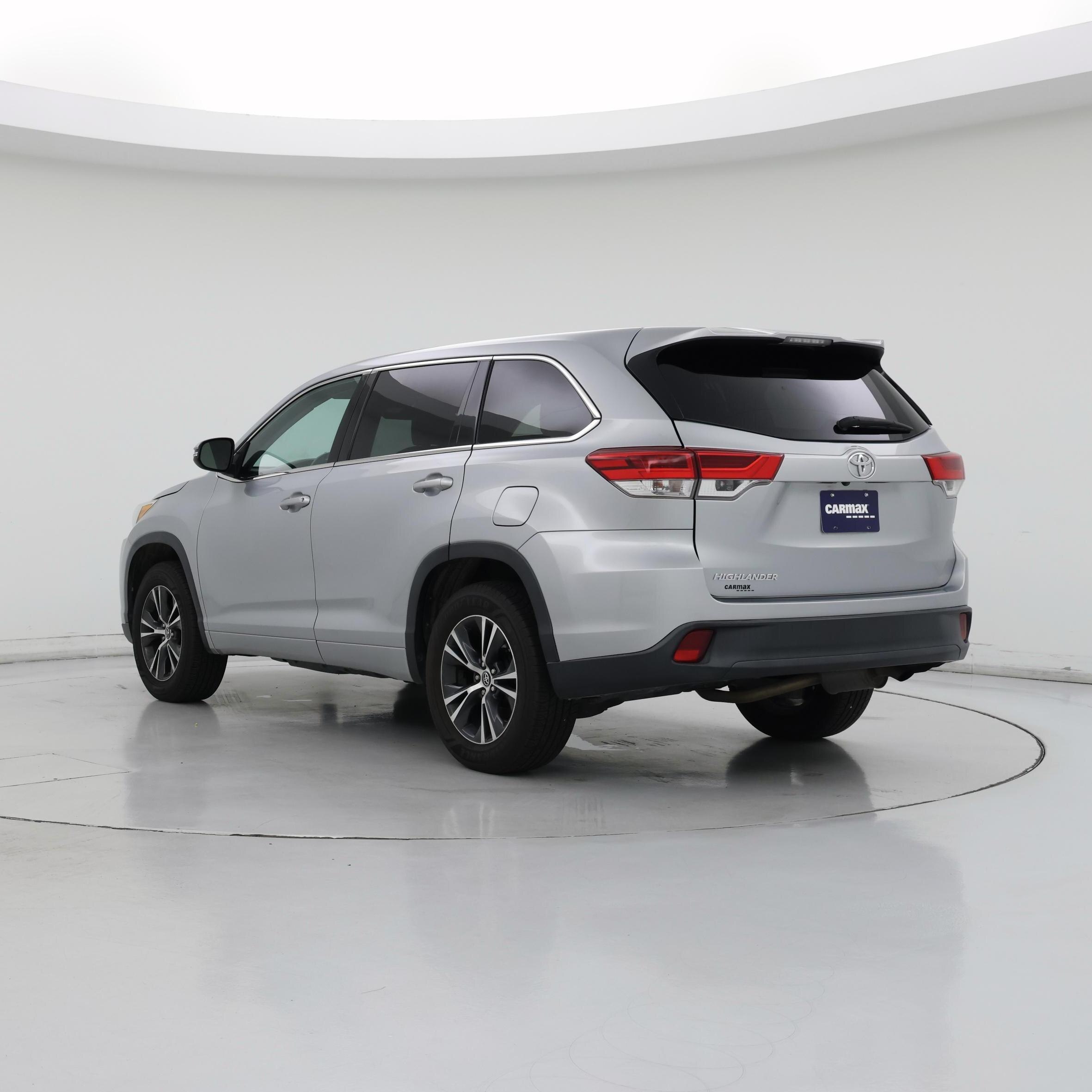Thumbnail: 2018 Toyota Highlander - 2