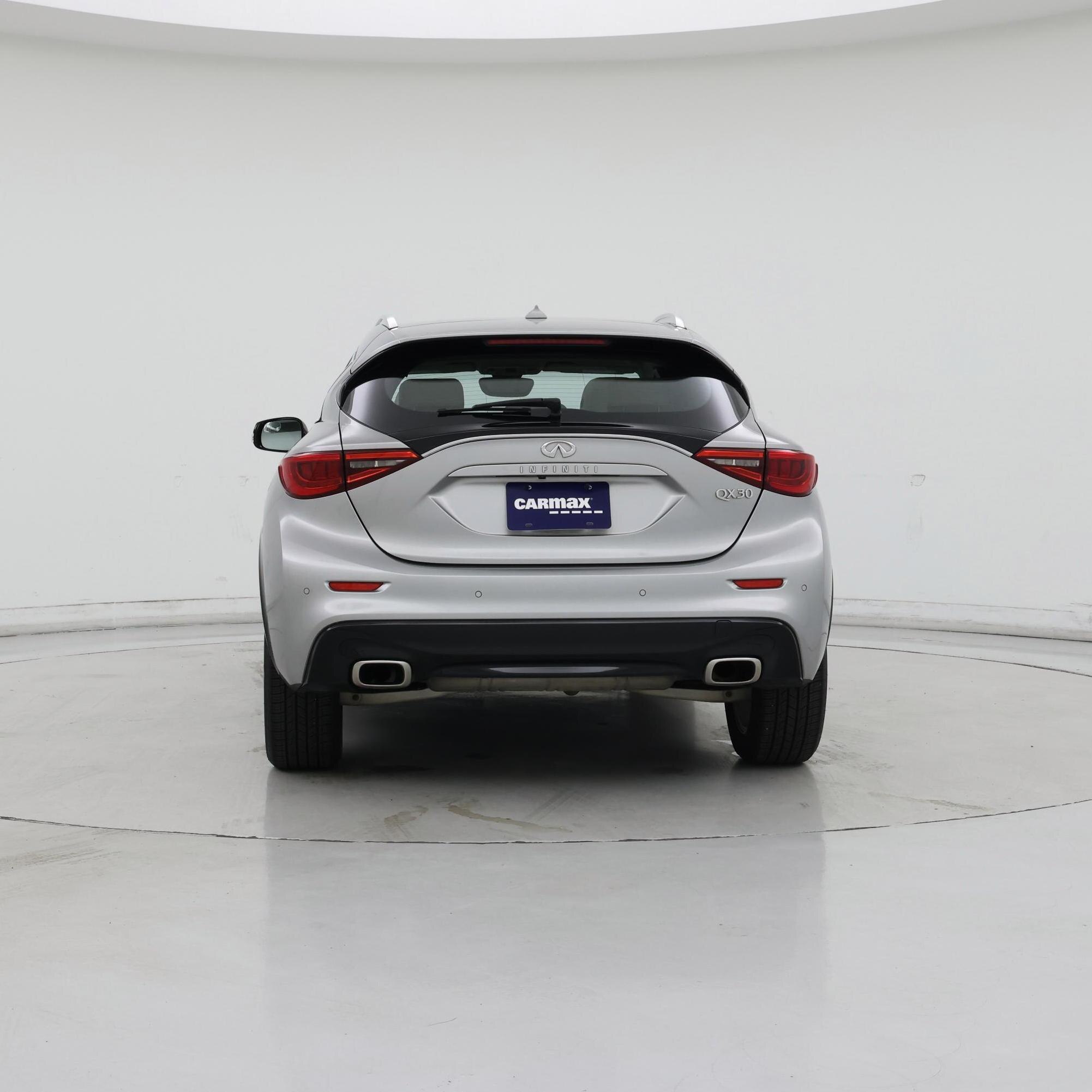 Thumbnail: 2018 INFINITI QX30 - 6
