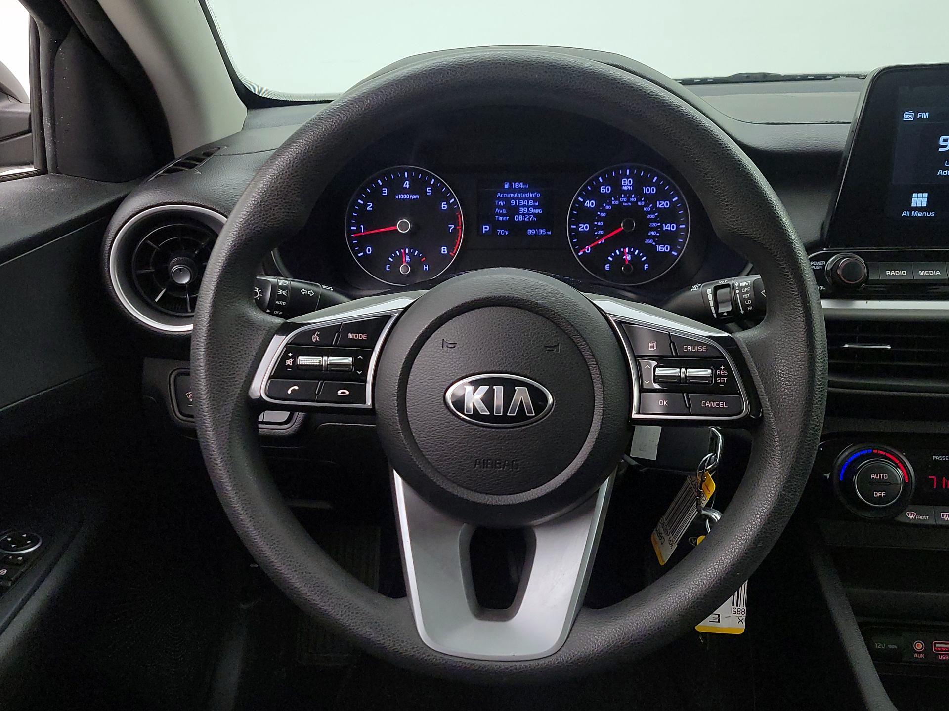 Thumbnail: 2019 Kia Forte - 10