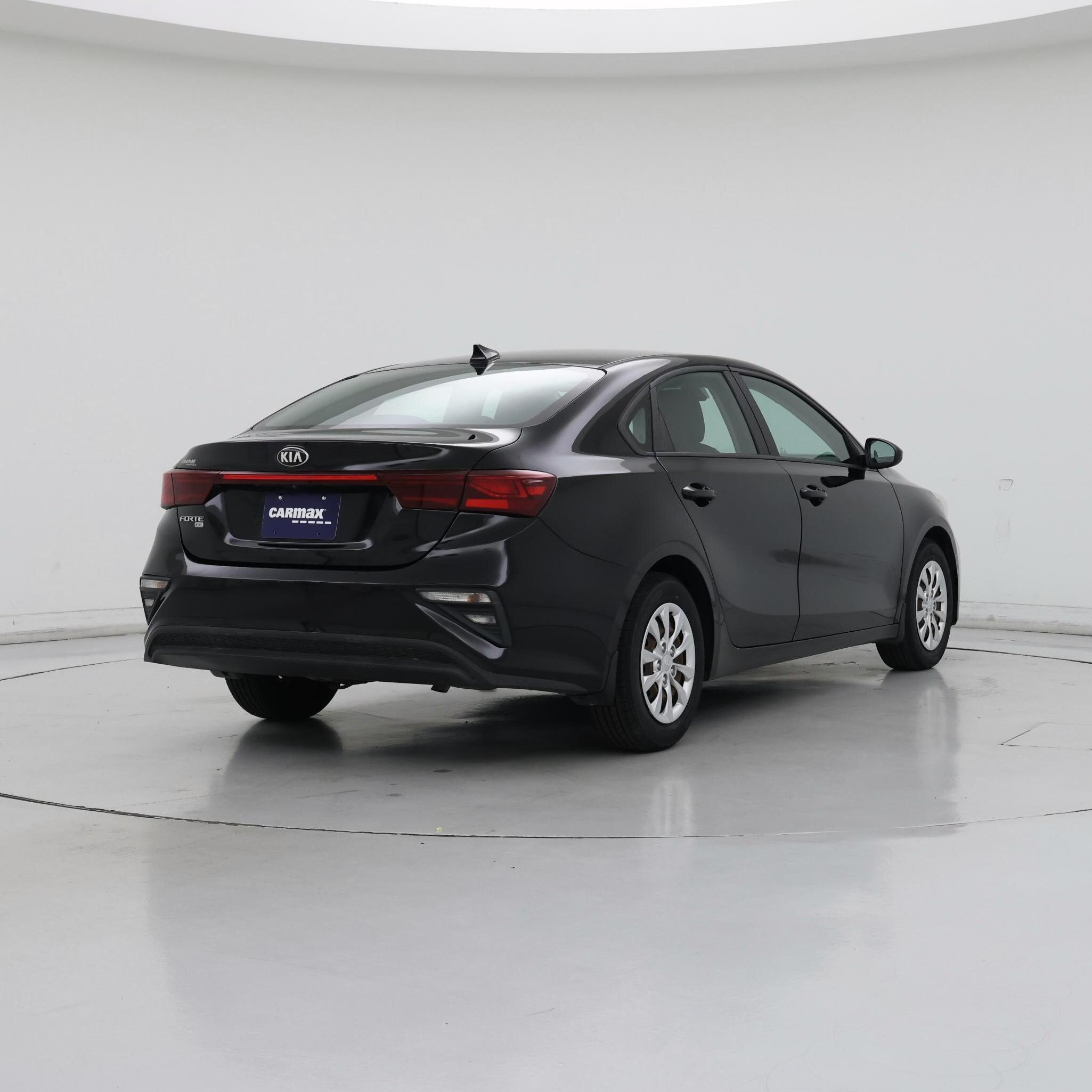 Thumbnail: 2019 Kia Forte - 8