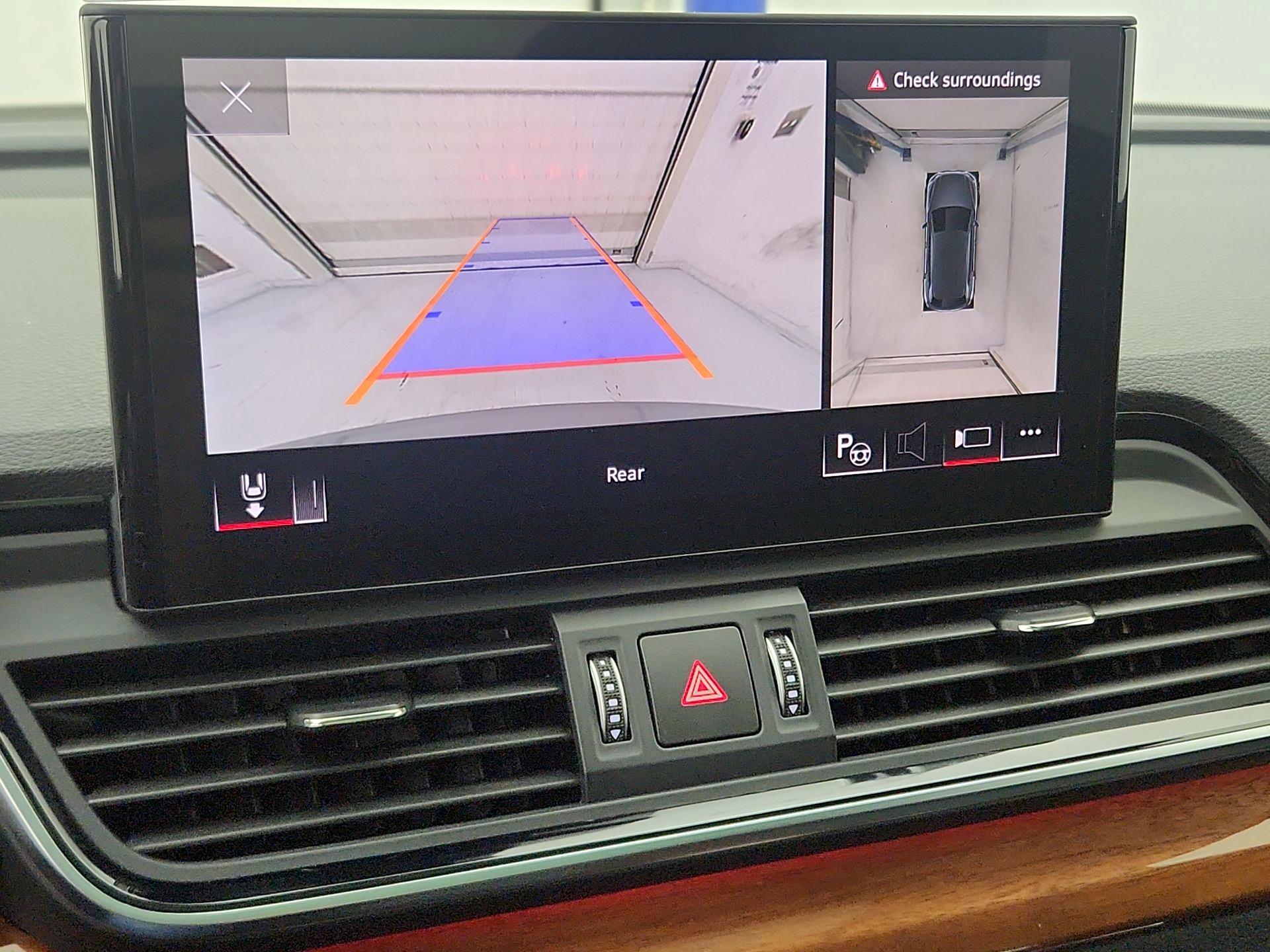 Thumbnail: 2023 Audi Q5 - 15