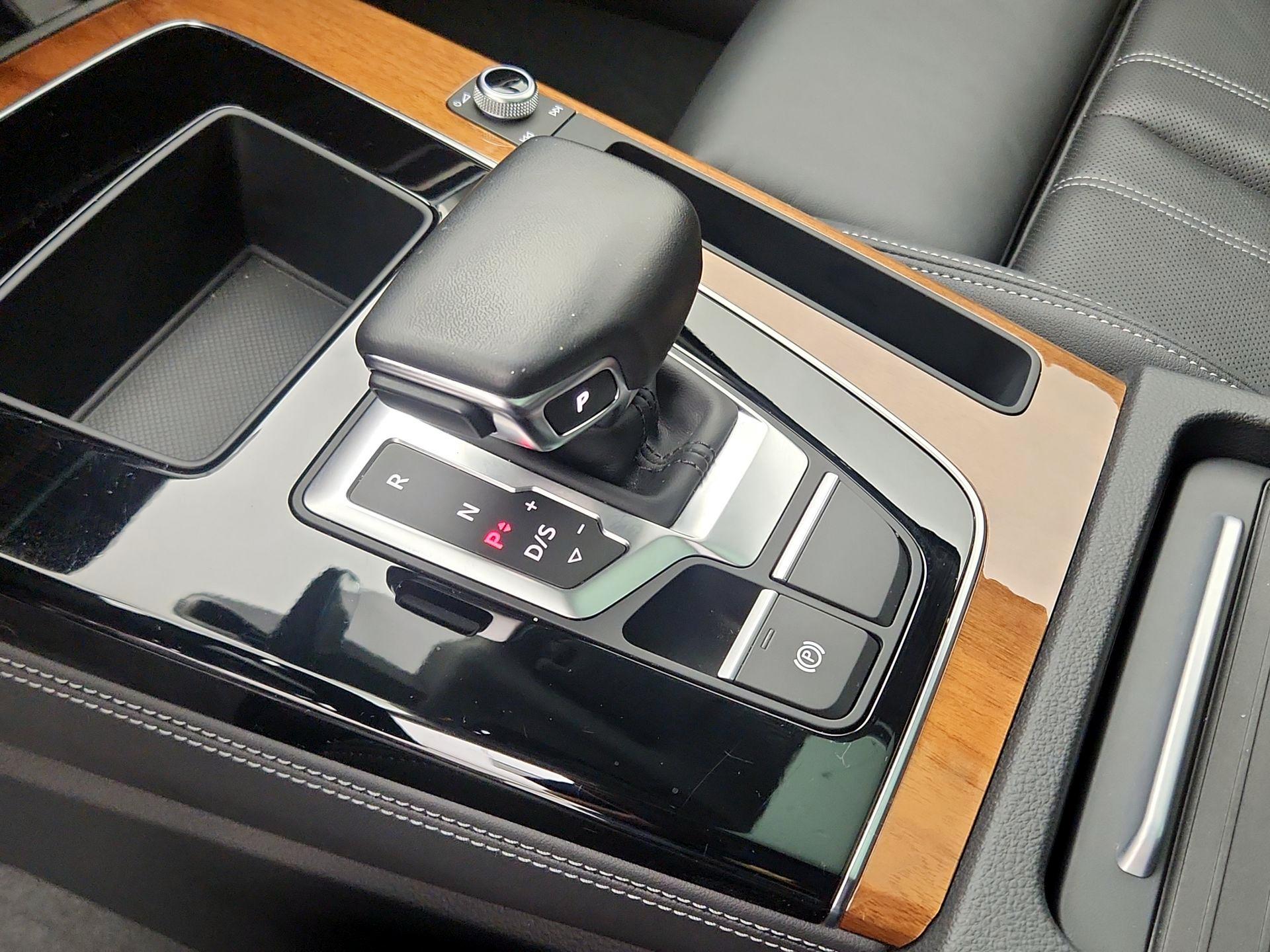 Thumbnail: 2023 Audi Q5 - 18