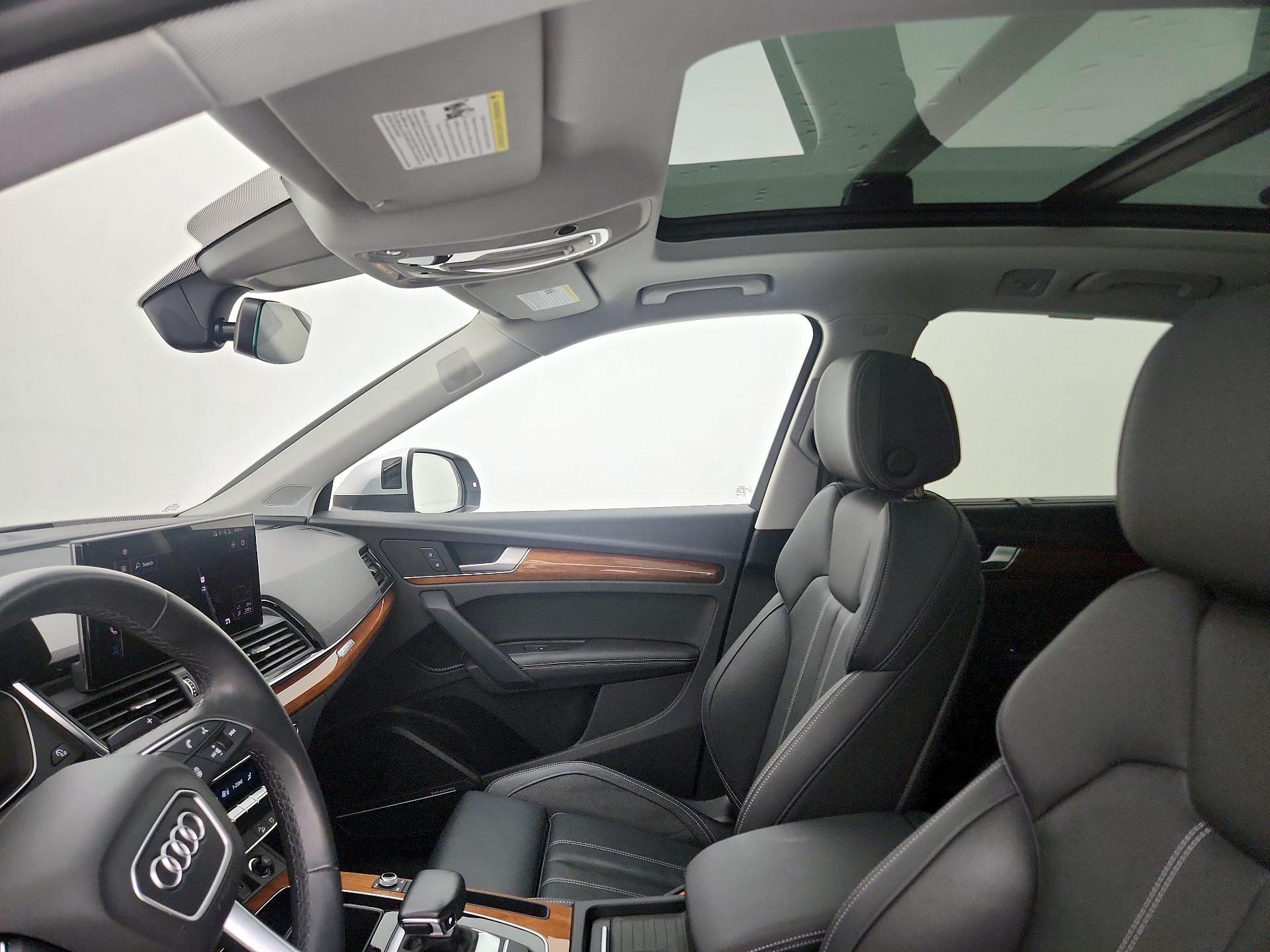 Thumbnail: 2023 Audi Q5 - 20