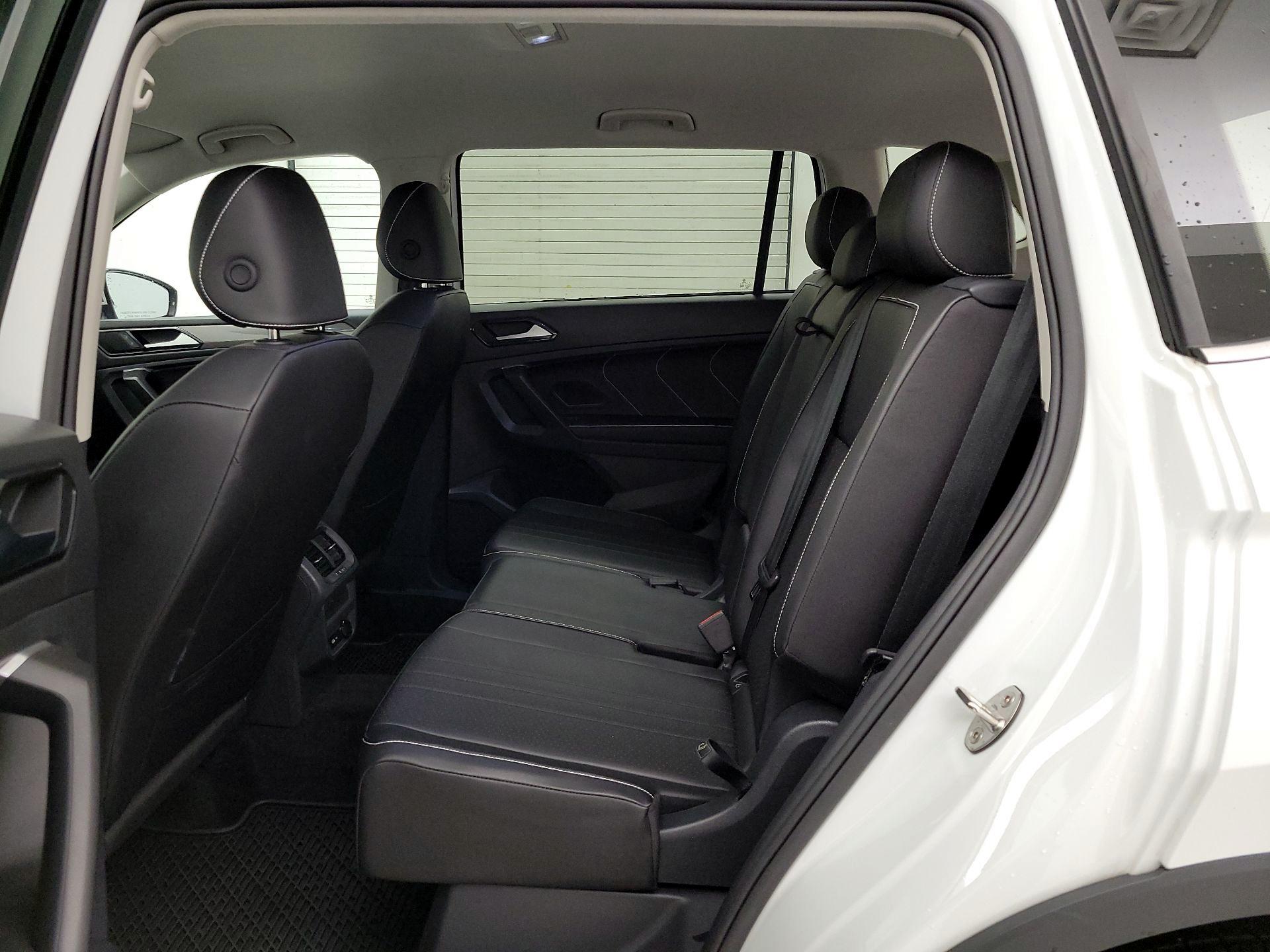 Thumbnail: 2024 Volkswagen Tiguan - 19