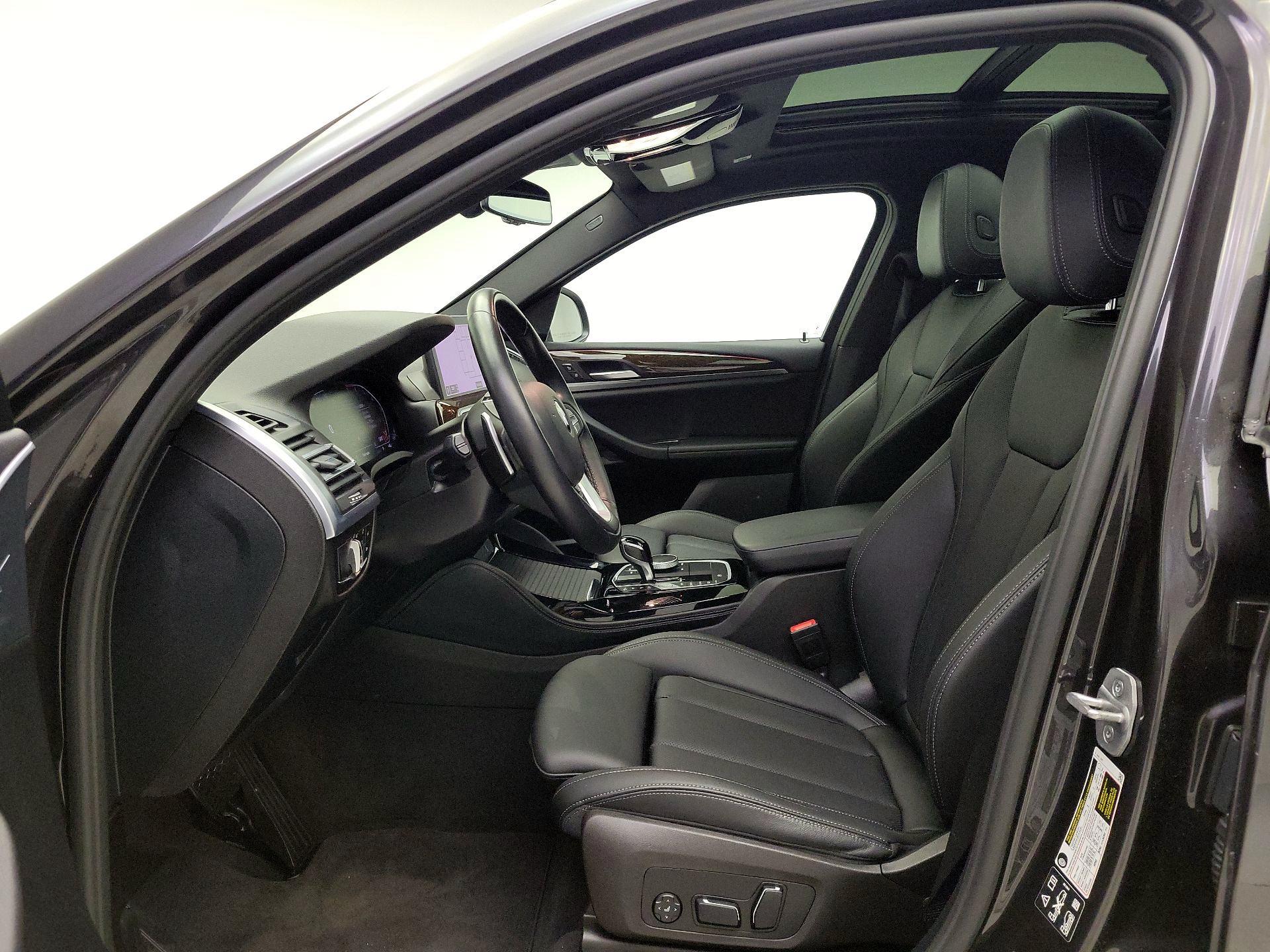 Thumbnail: 2024 BMW X4 - 11