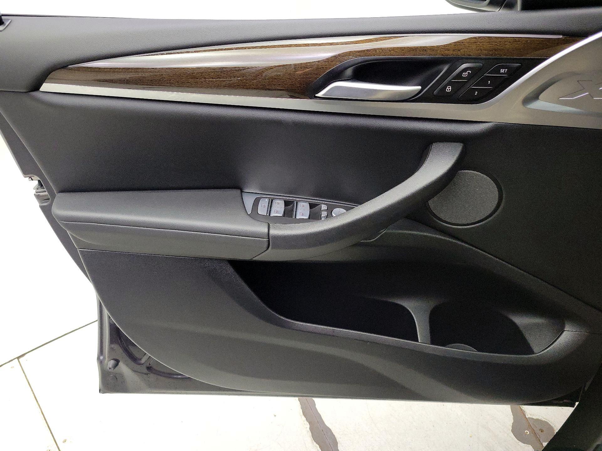 Thumbnail: 2024 BMW X4 - 12