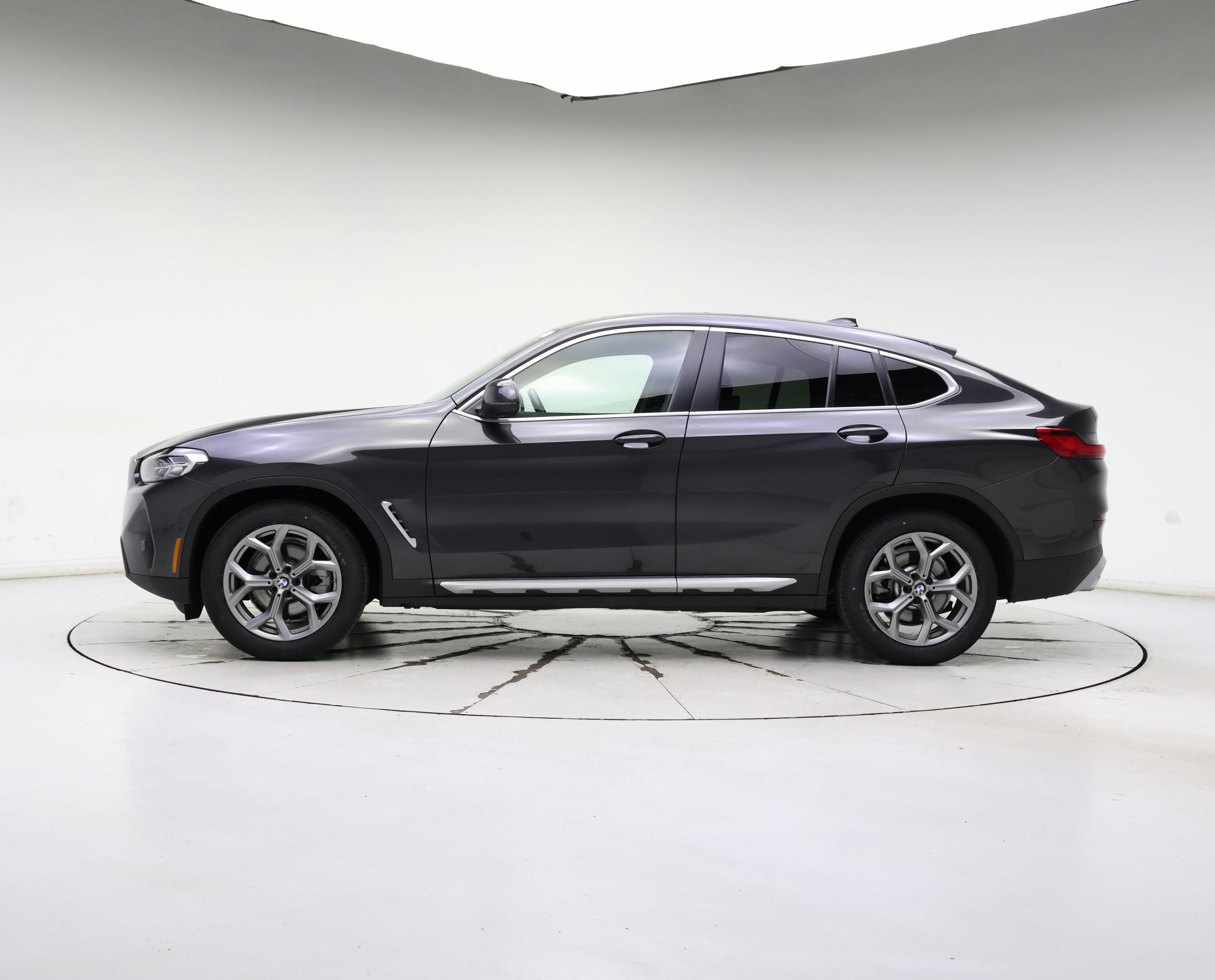 Thumbnail: 2024 BMW X4 - 3