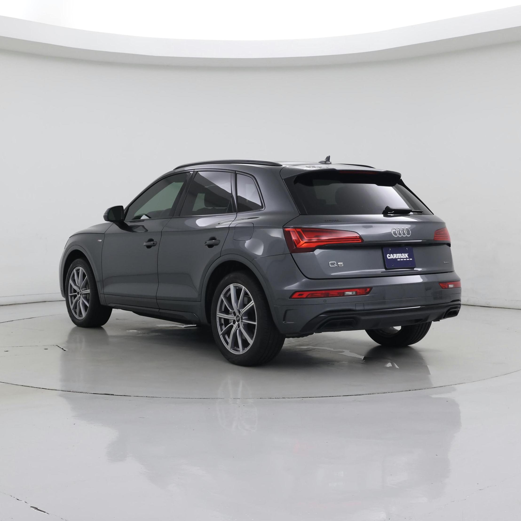 Thumbnail: 2023 Audi Q5 - 2