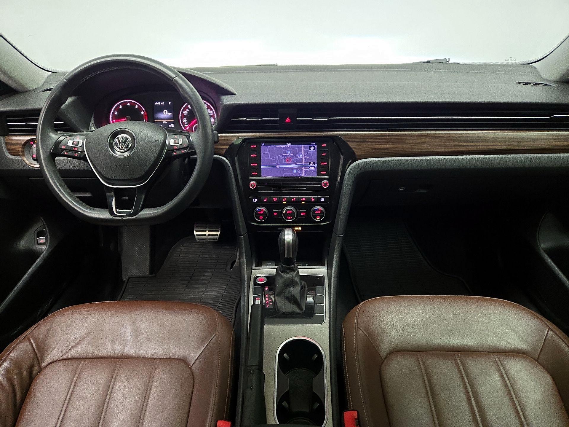 Thumbnail: 2022 Volkswagen Passat - 9