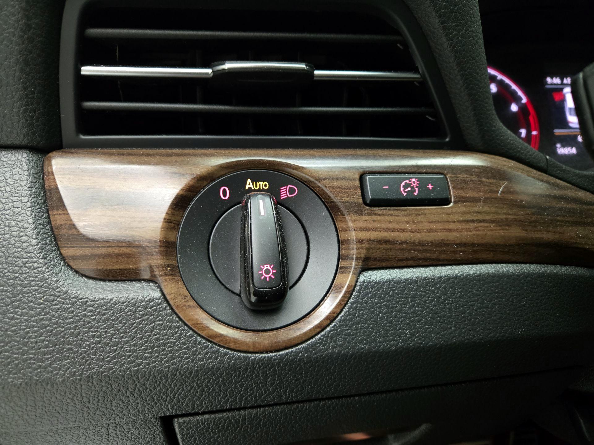 Thumbnail: 2022 Volkswagen Passat - 13