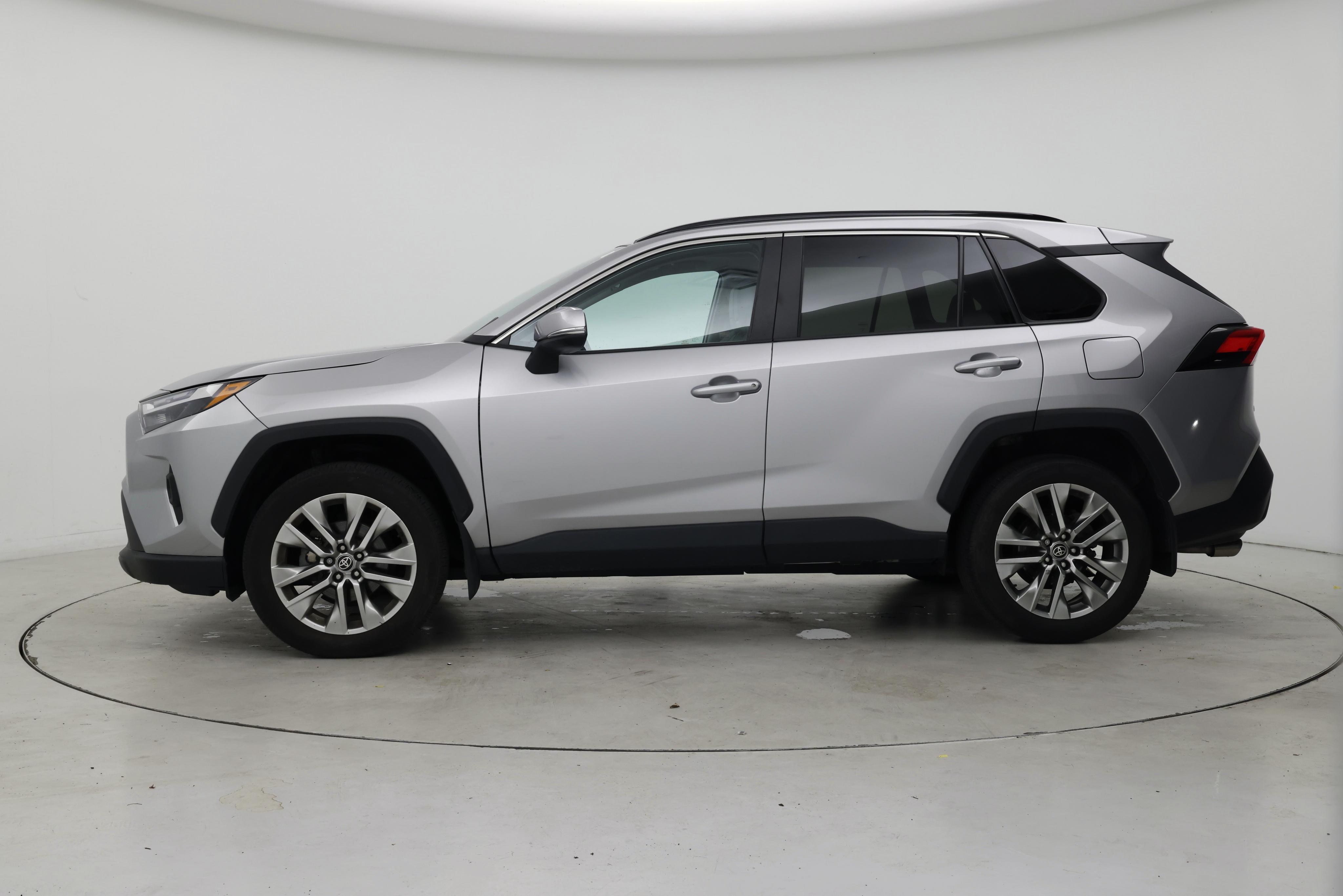 Thumbnail: 2023 Toyota RAV4 - 3